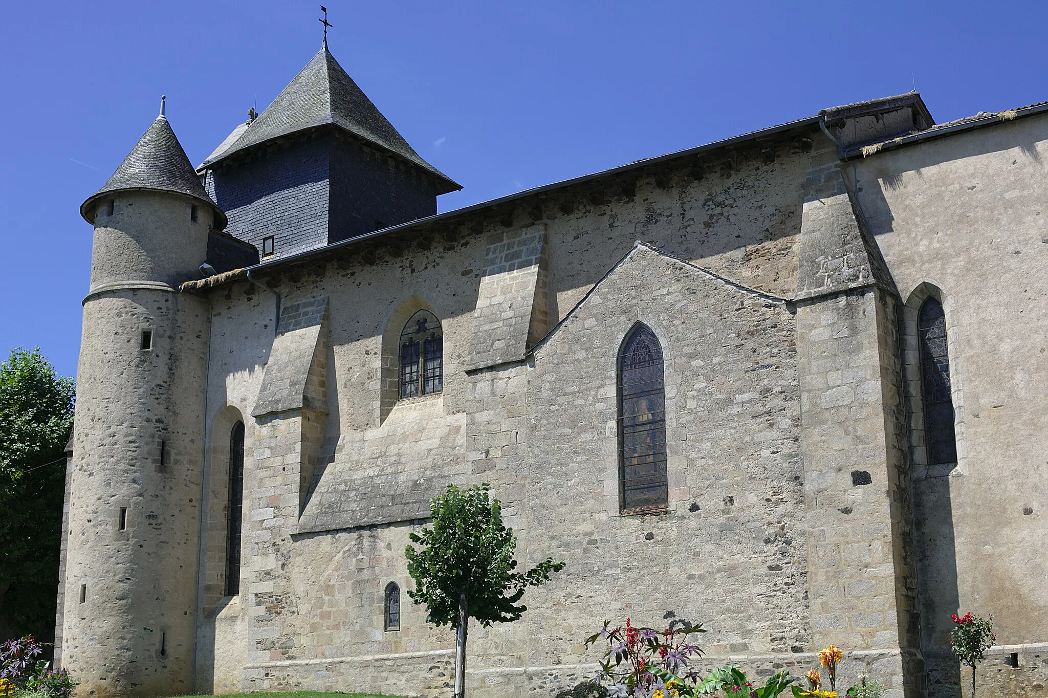 Photo showing: This building is indexed in the base Mérimée, a database of architectural heritage maintained by the French Ministry of Culture, under the reference PA00099813 .