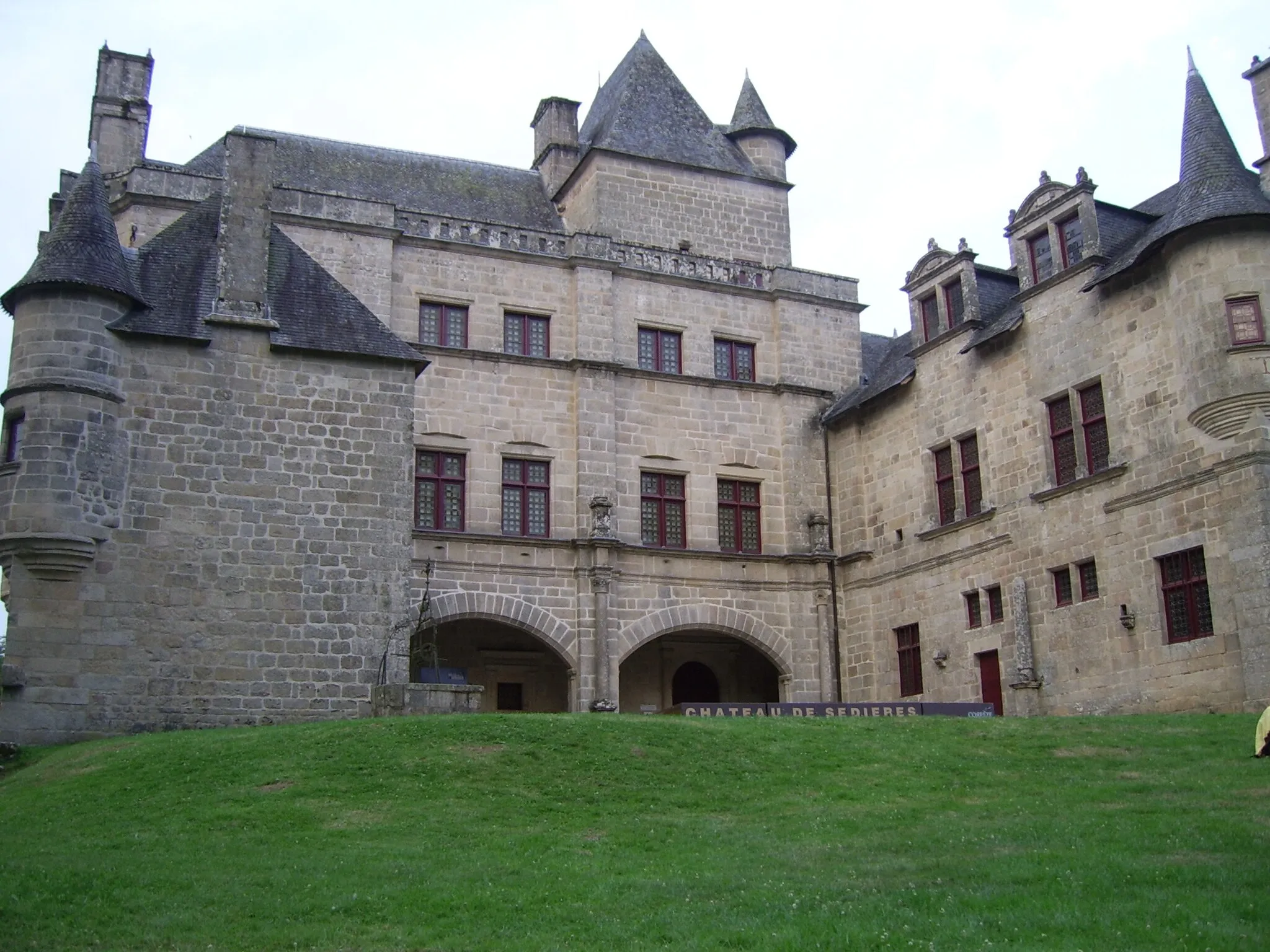 Photo showing: Castle of Sédières , Clergoux, Corrèze - France