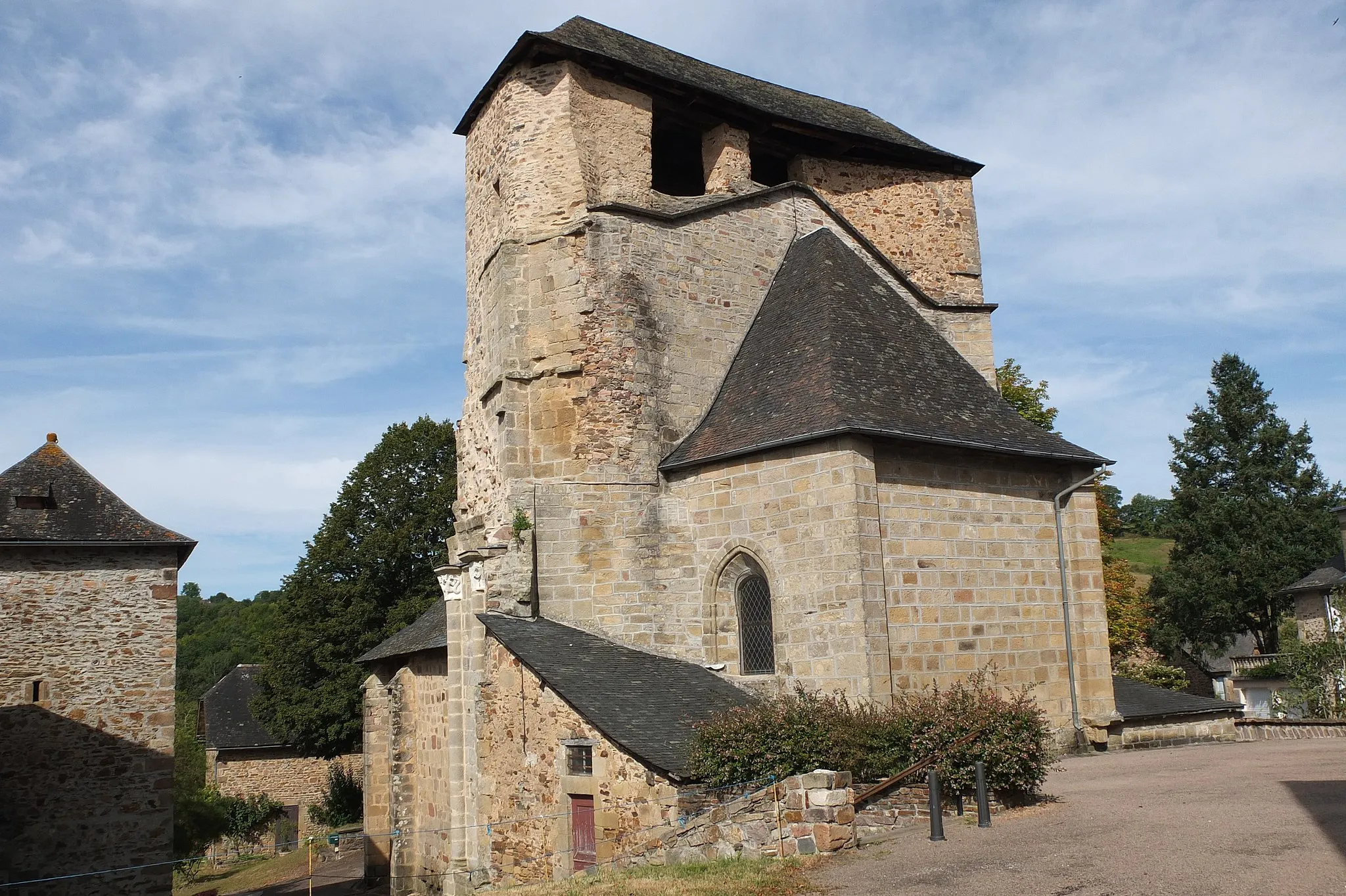 Photo showing: This building is en partie classé, en partie inscrit au titre des monuments historiques de la France. It is indexed in the base Mérimée, a database of architectural heritage maintained by the French Ministry of Culture, under the reference PA00099644 .