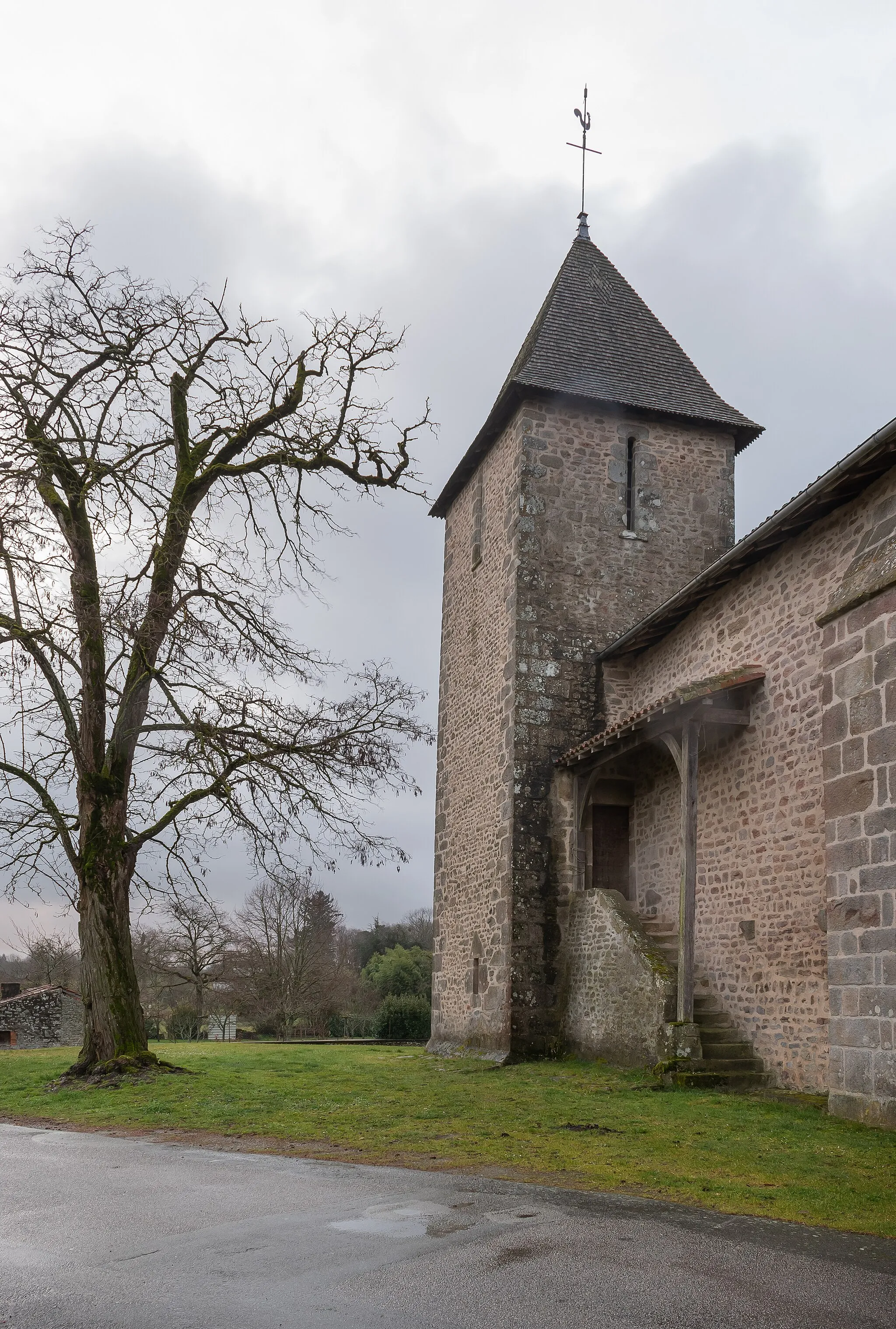 Photo showing: Saint Martial church in Roussac, Haute-Vienne, France