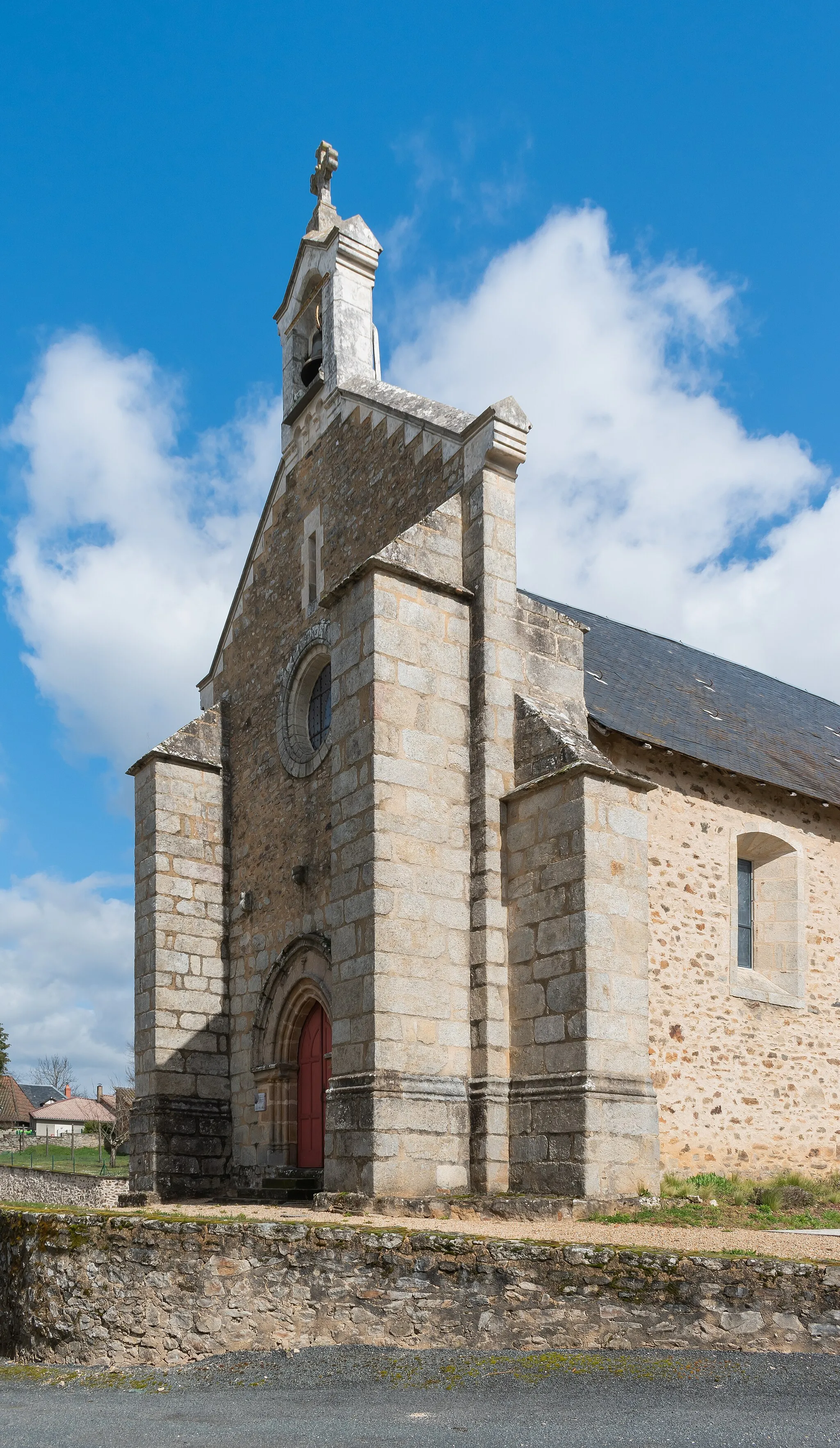 Photo showing: Saint Medard church in Saint-Méard, Haute-Vienne, France