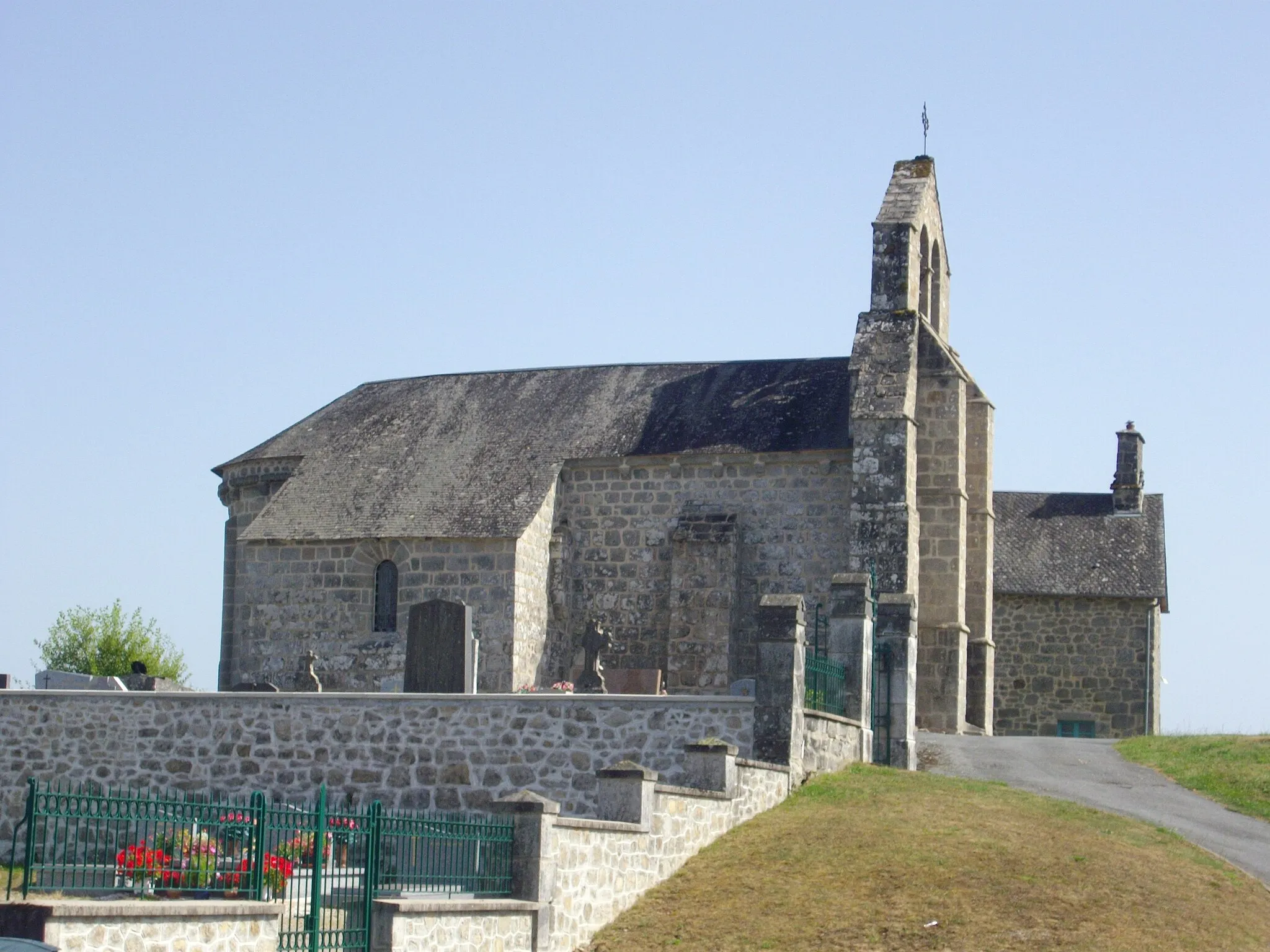 Photo showing: This building is indexed in the base Mérimée, a database of architectural heritage maintained by the French Ministry of Culture, under the reference PA00099853 .