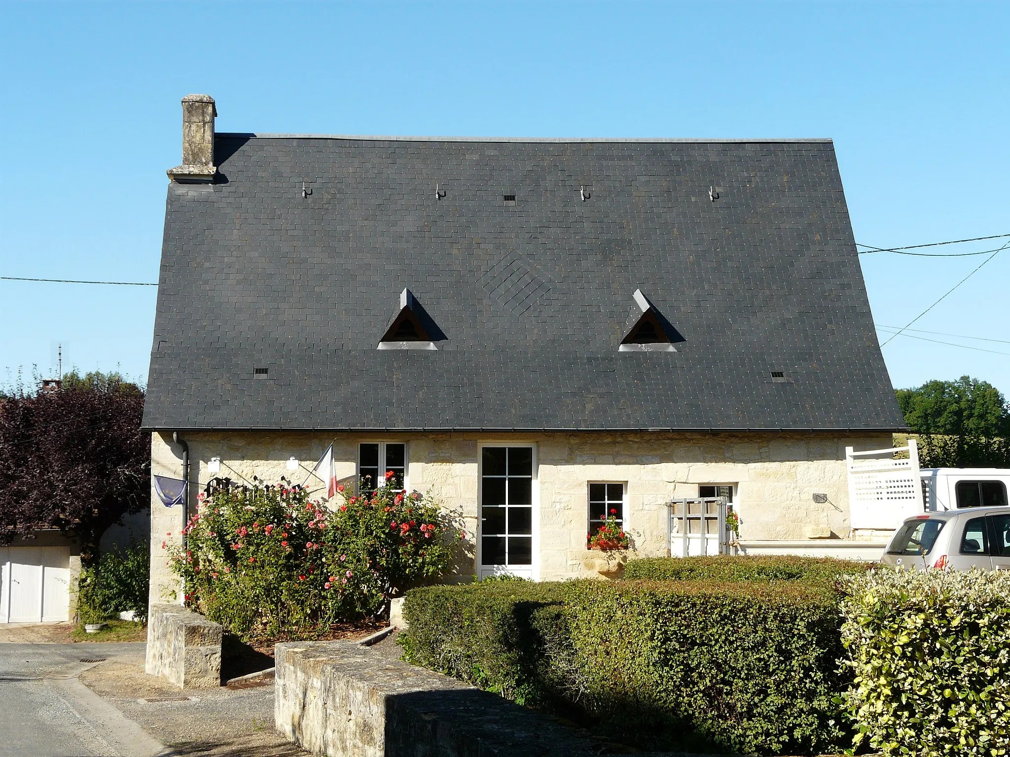 Photo showing: La mairie de La Chapelle-Saint-Jean, Dordogne, France.