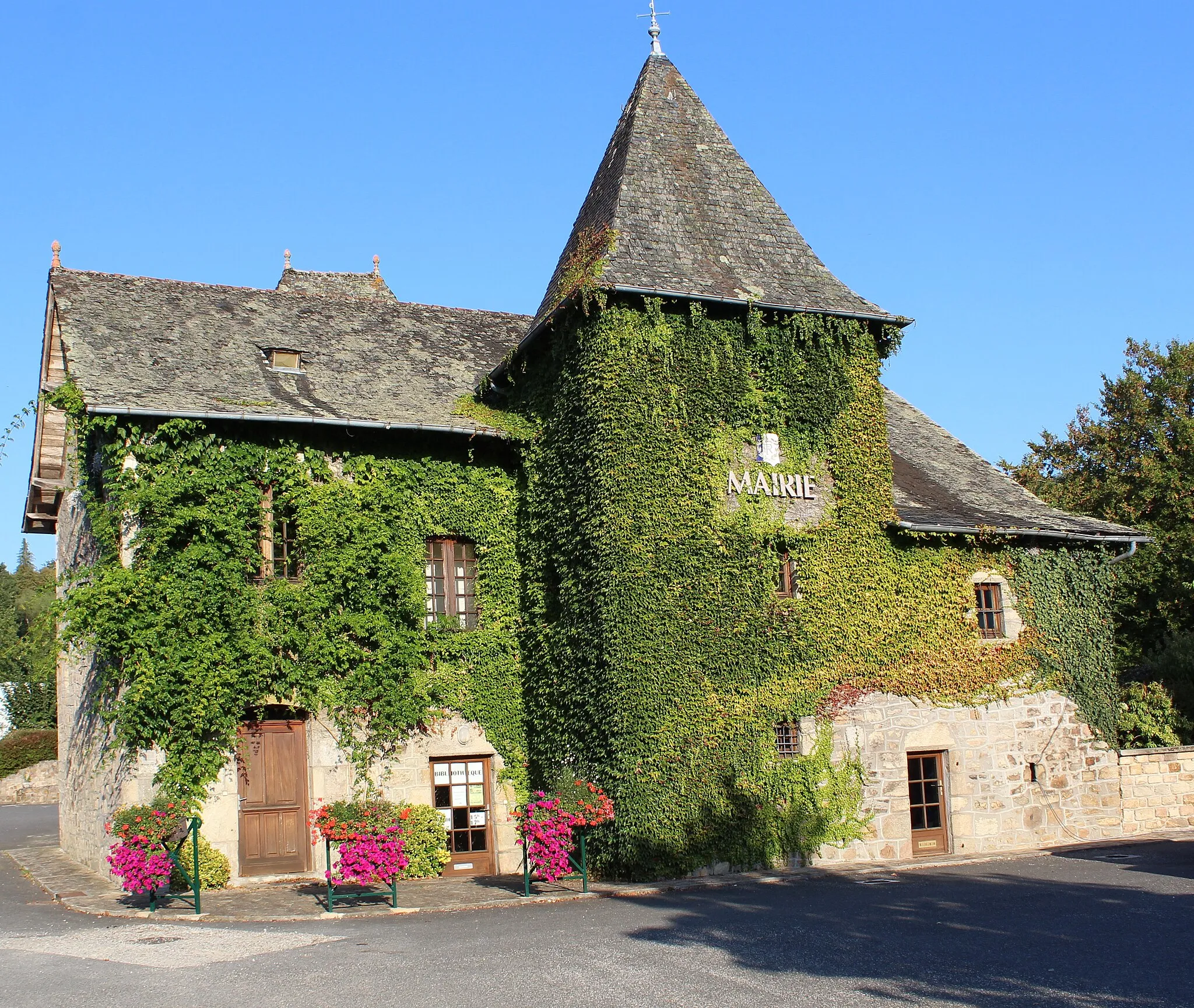 Photo showing: La mairie.