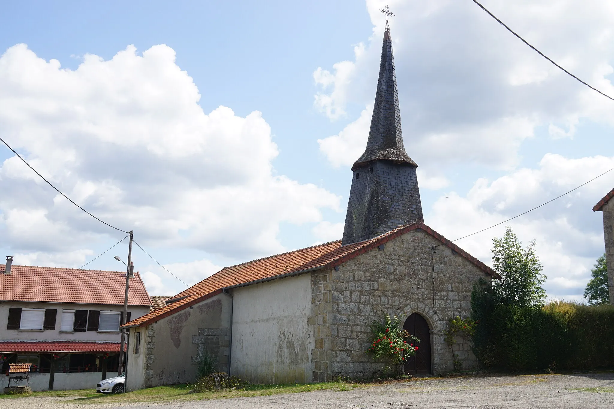 Photo showing: Petite chapelle à Bosmoreau-les-Mines.