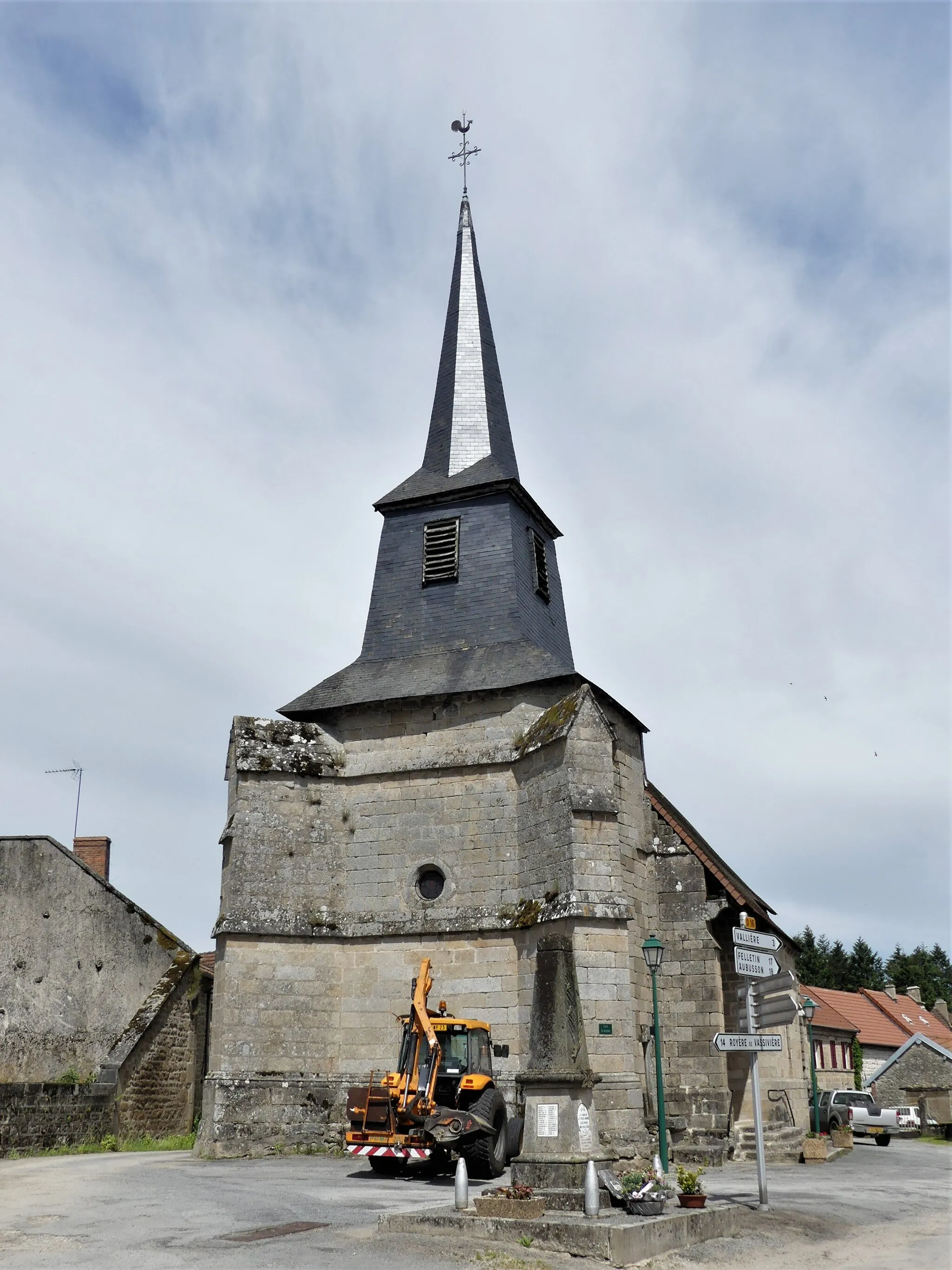 Photo showing: L'église de Saint-Yrieix-la-Montagne, Creuse, France.