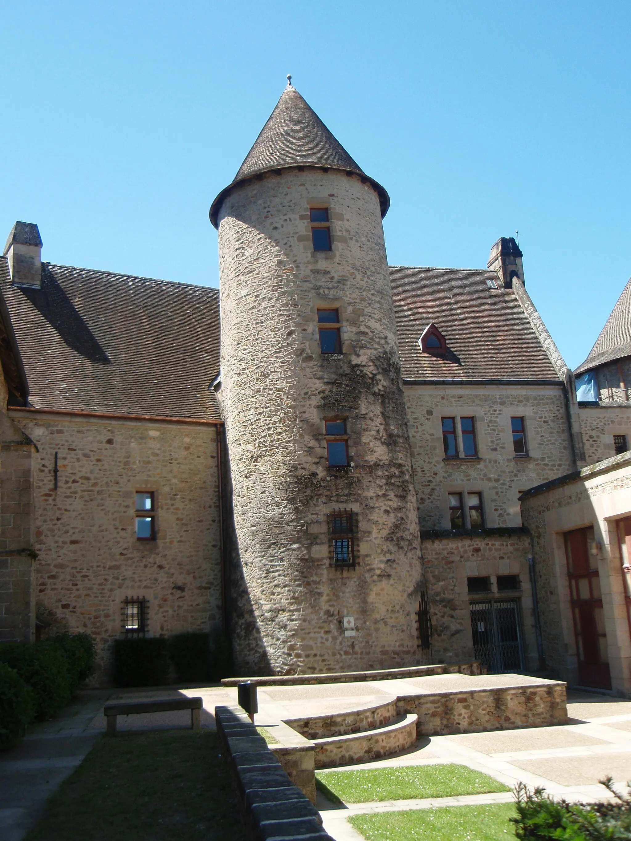 Photo showing: Bourganeuf la tour de l'escalier