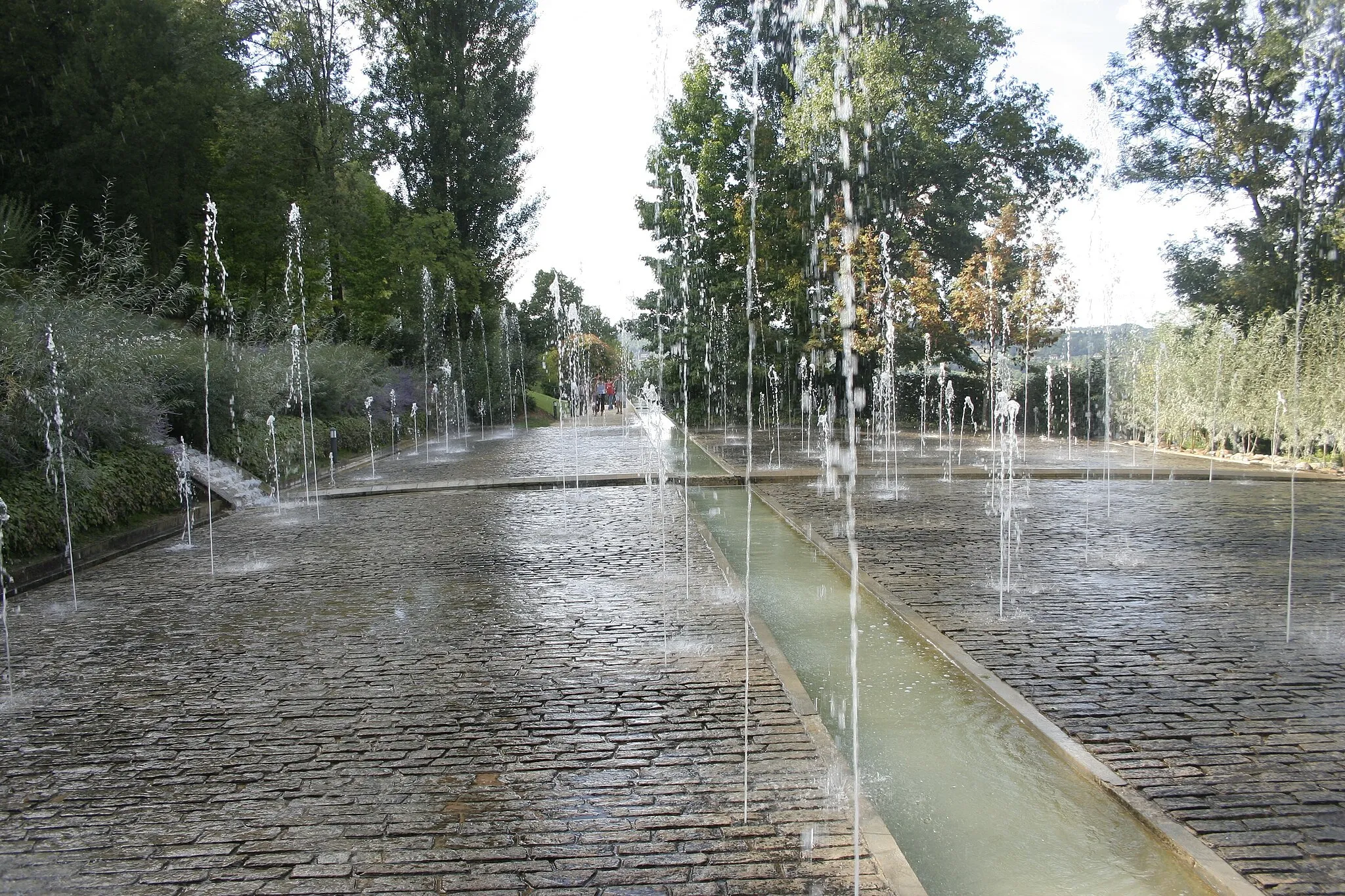 Photo showing: Terrasson, Gardens of the Imagination