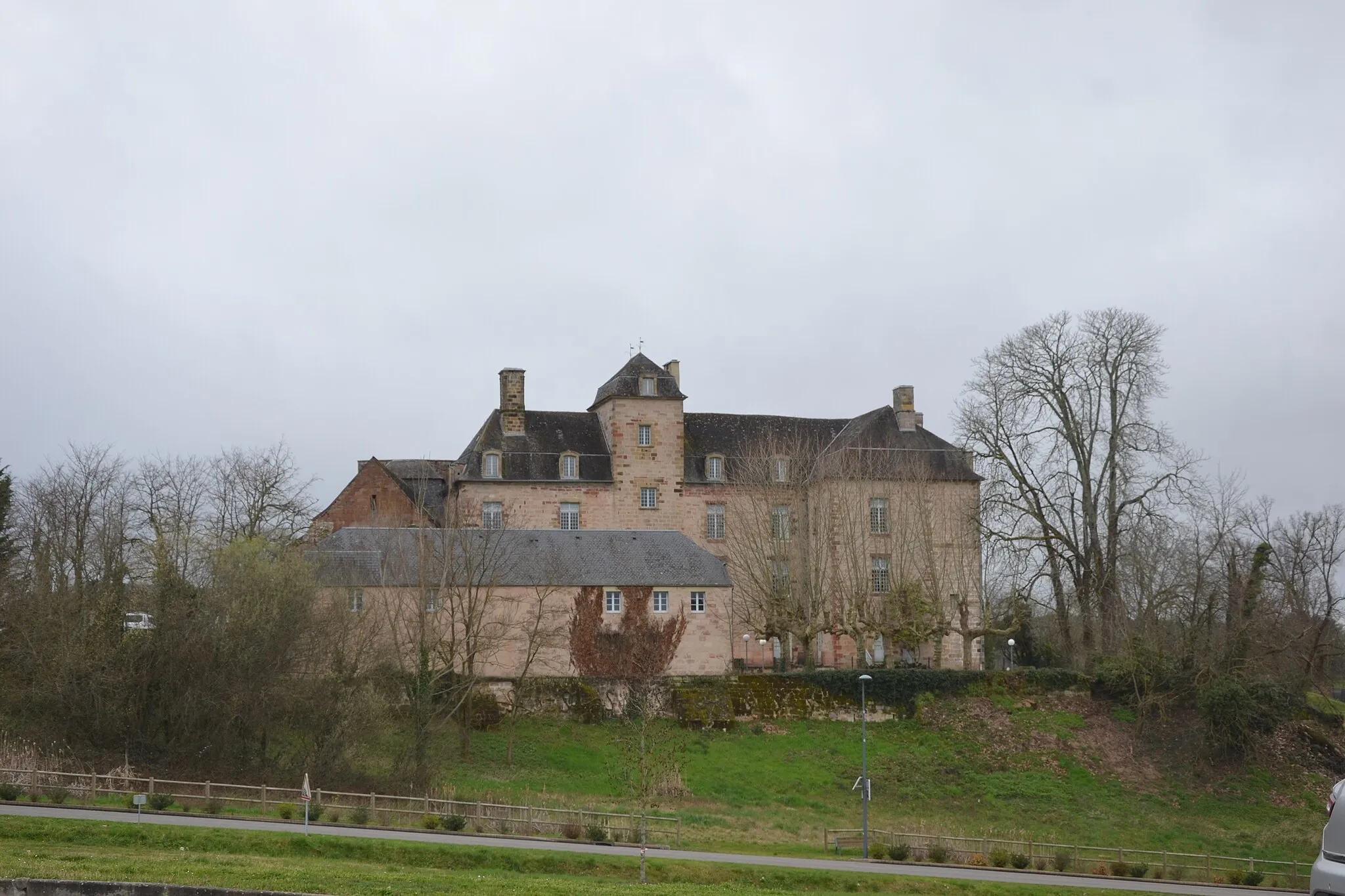 Photo showing: Château de Cosnac