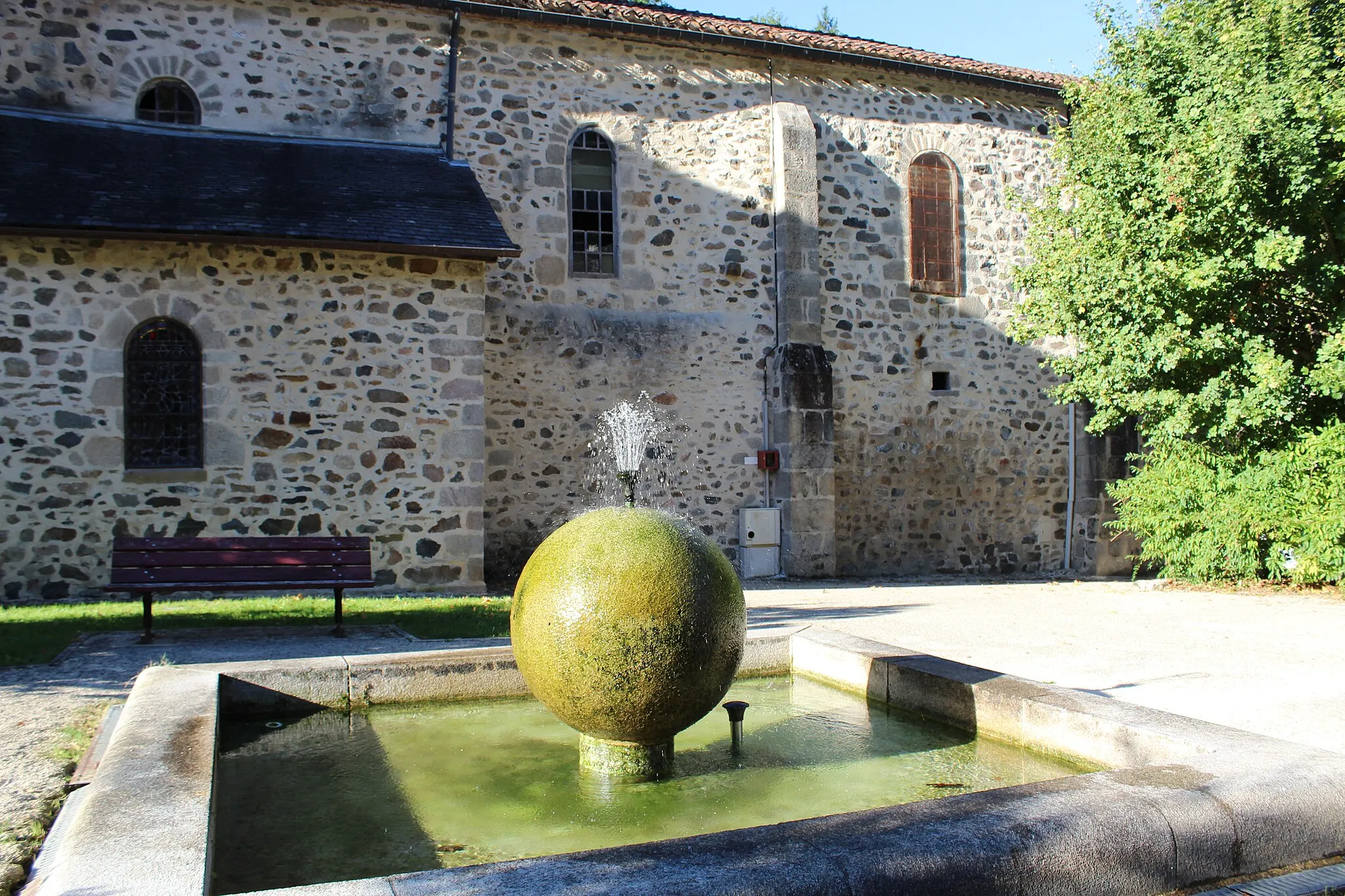 Photo showing: La fontaine.