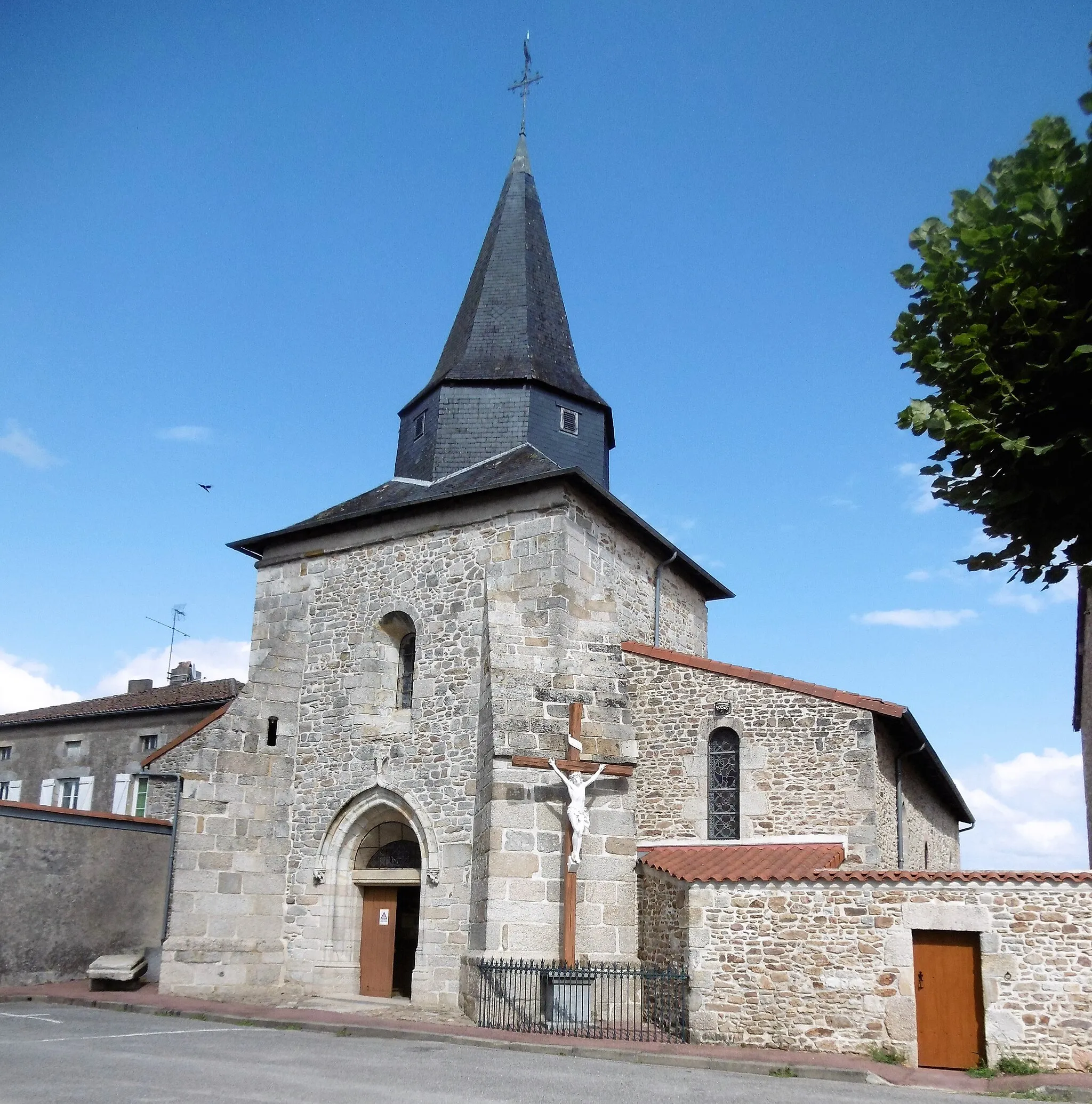 Photo showing: Peyrat de Bellac église Saint-Martin