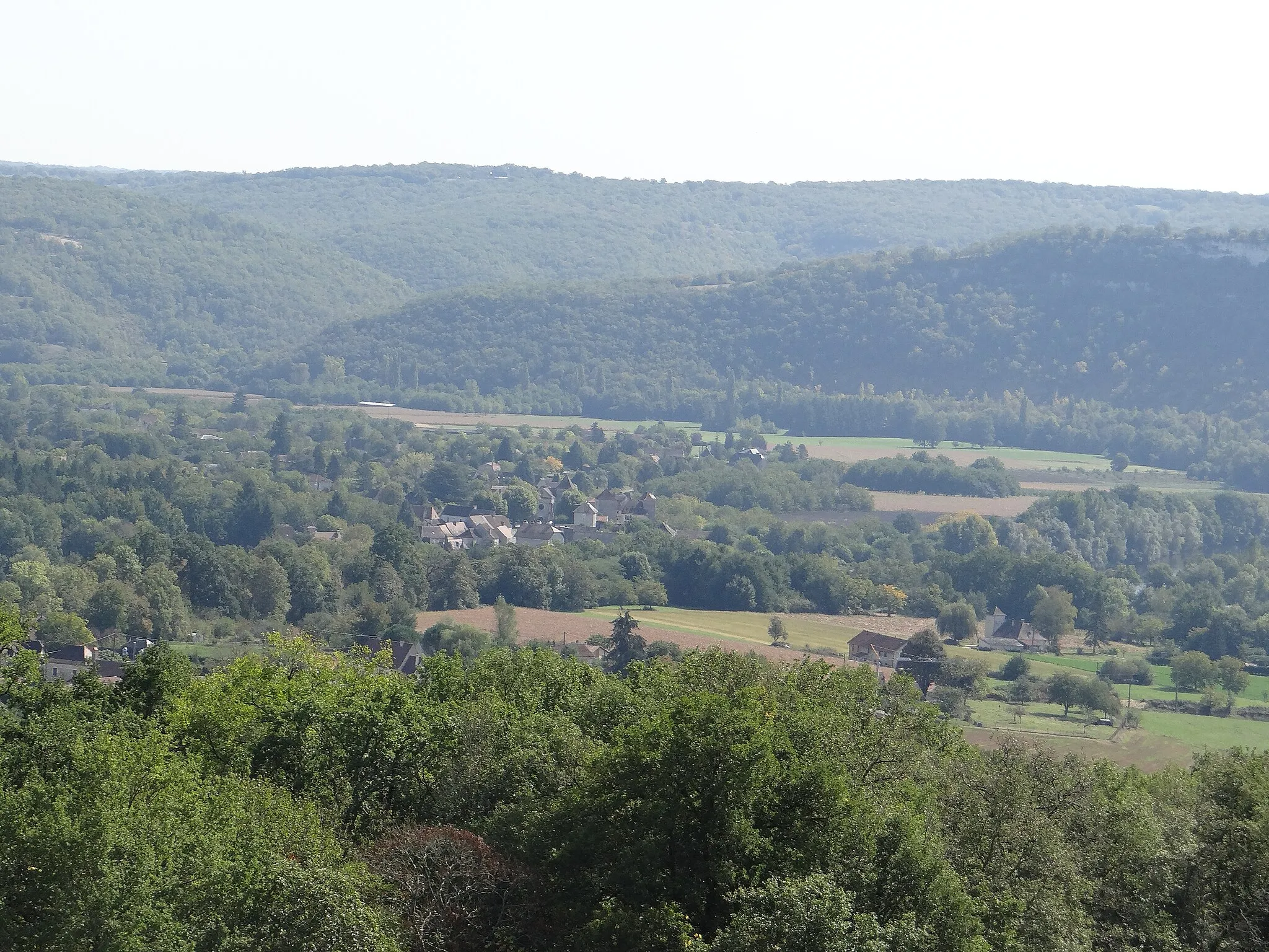 Photo showing: Paysage sur la vallée de la Dordogne depuis Mayrac (Lot, France)