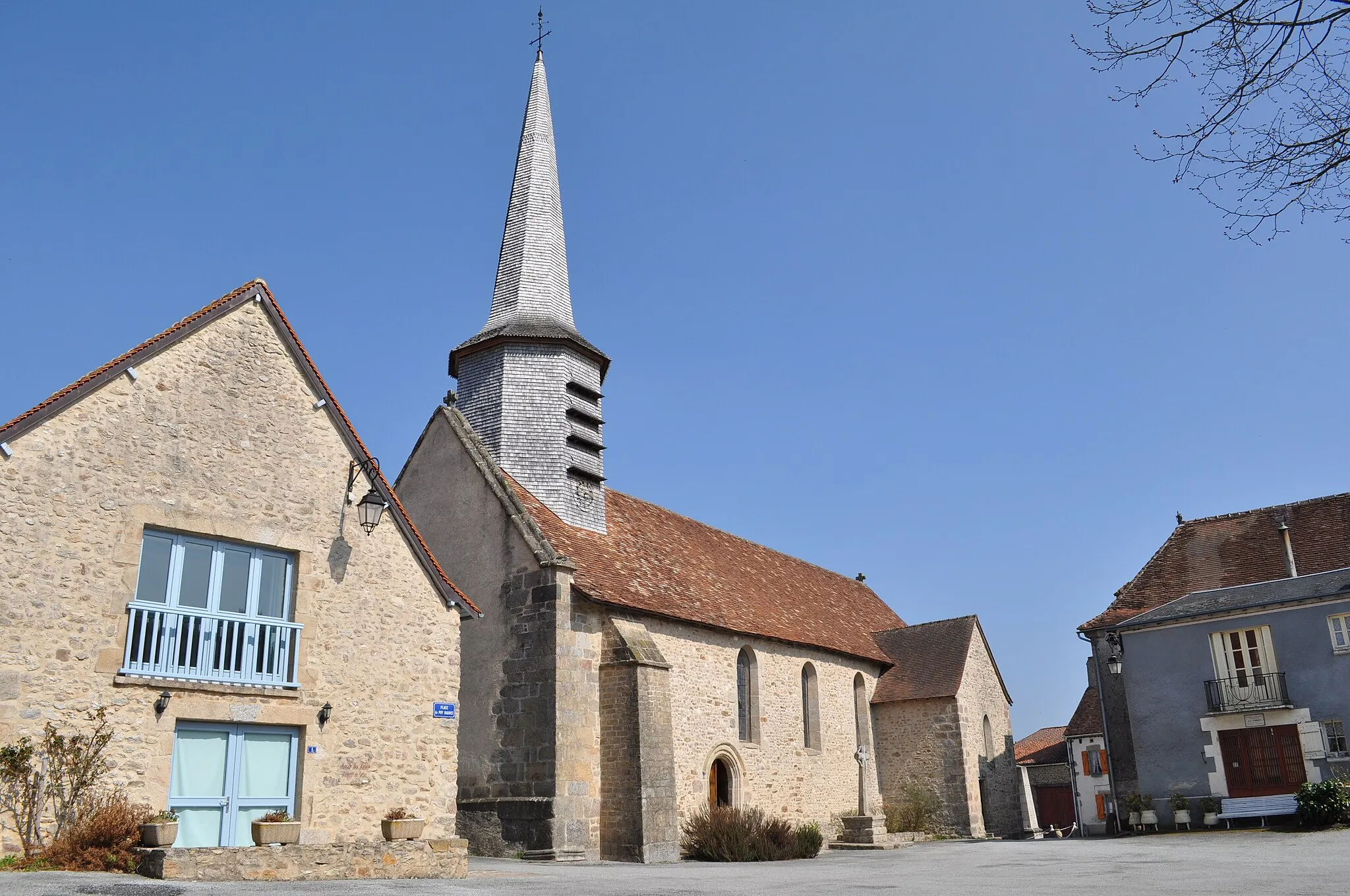 Photo showing: L'église de Dompierre-les-Églises