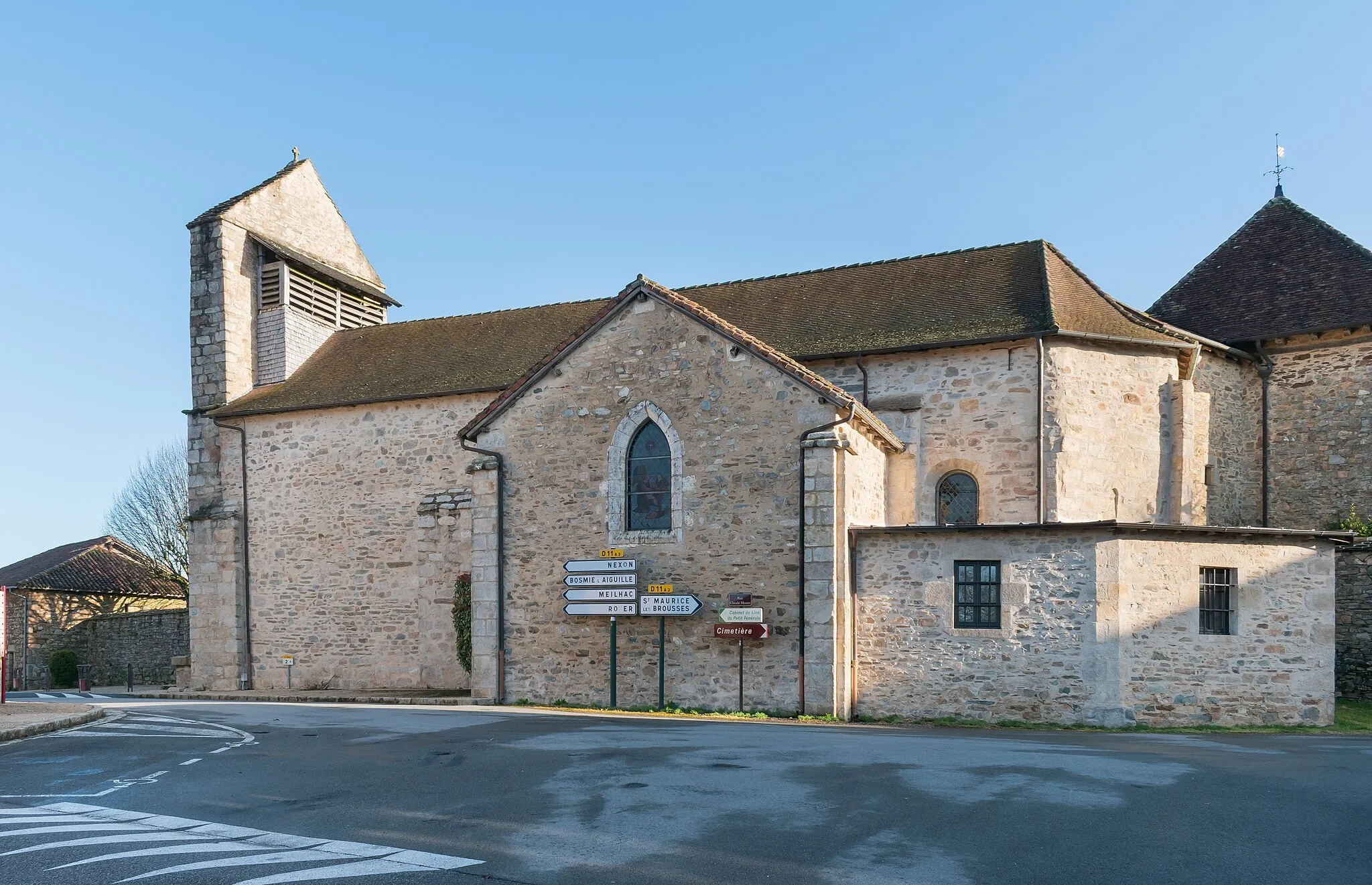 Photo showing: Saint Peter in chains church in Jourgnac, Haute-Vienne, France