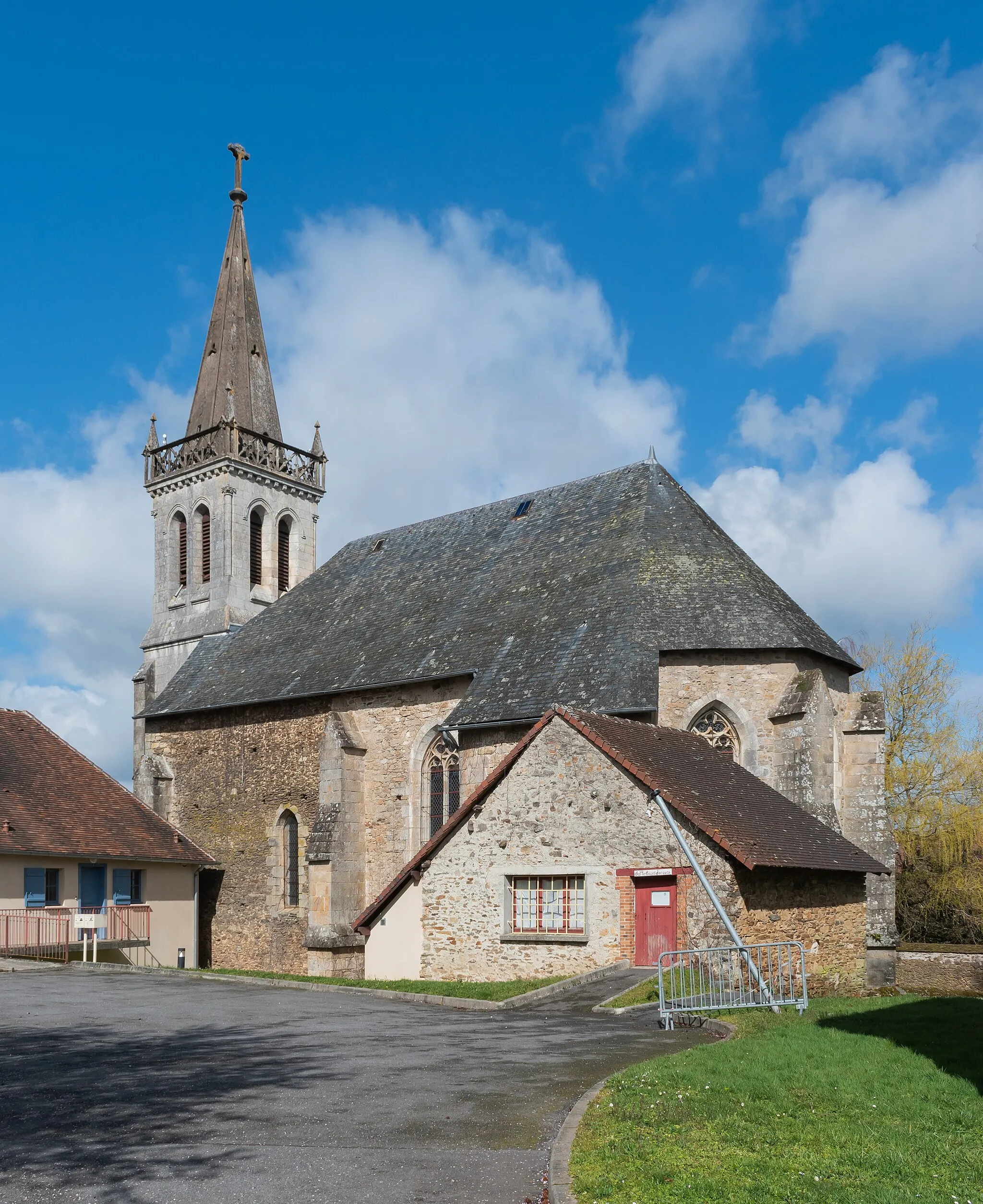 Photo showing: This building is inscrit au titre des monuments historiques de la France. It is indexed in the base Mérimée, a database of architectural heritage maintained by the French Ministry of Culture, under the reference PA00100384 .