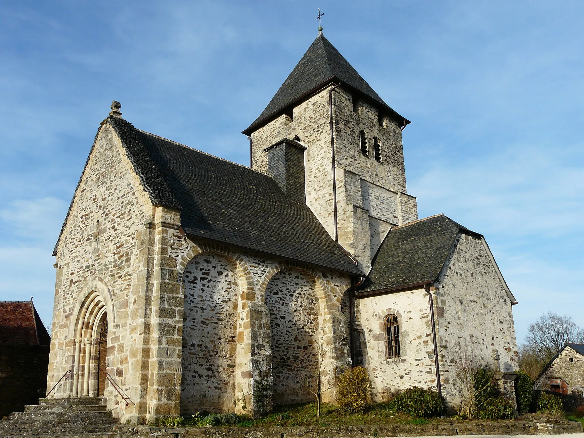 Photo showing: L'église Saint-Cyr et Sainte-Juliette, Saint-Cyr-les-Champagnes, Dordogne, France