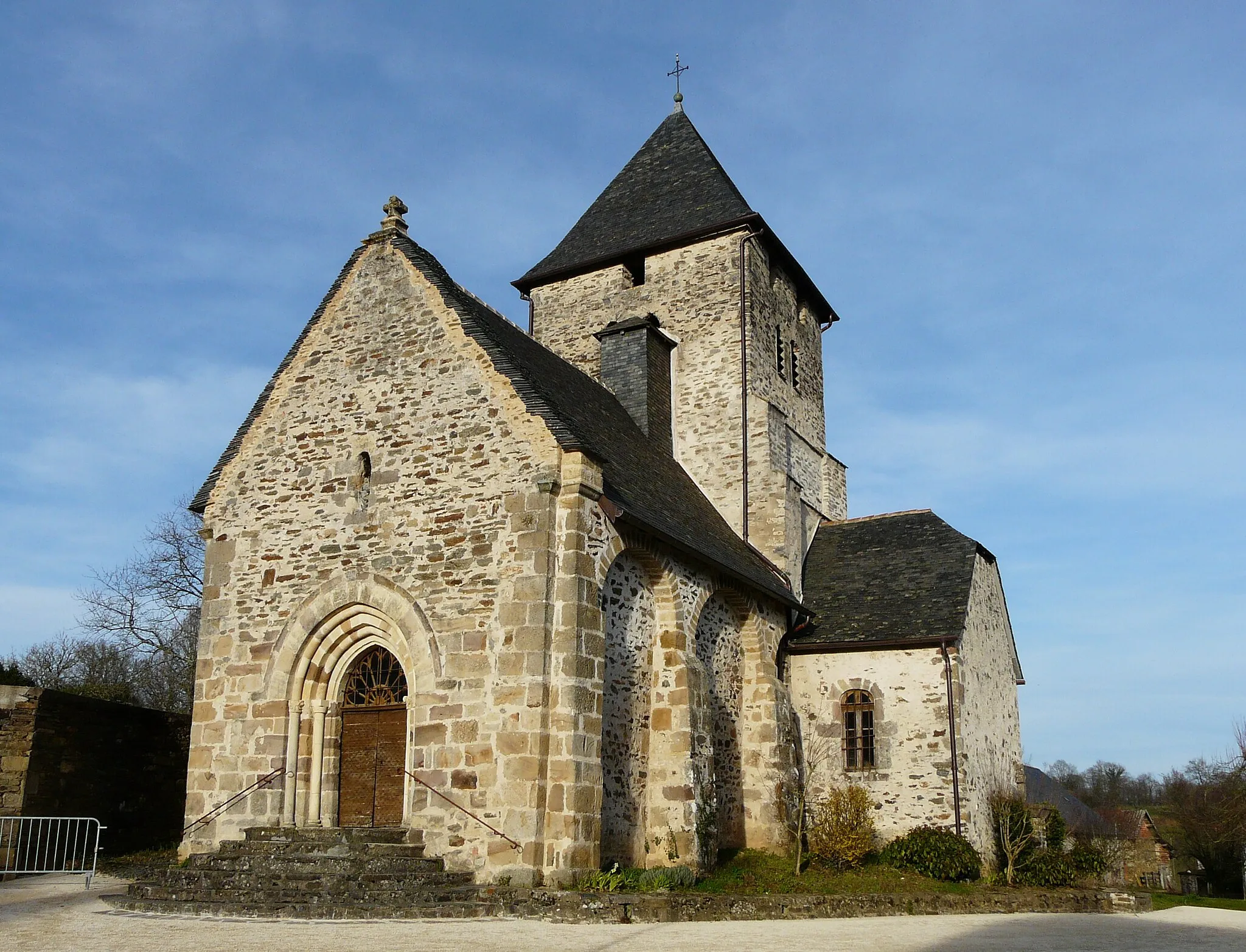 Photo showing: L'église Saint-Cyr et Sainte-Juliette, Saint-Cyr-les-Champagnes, Dordogne, France