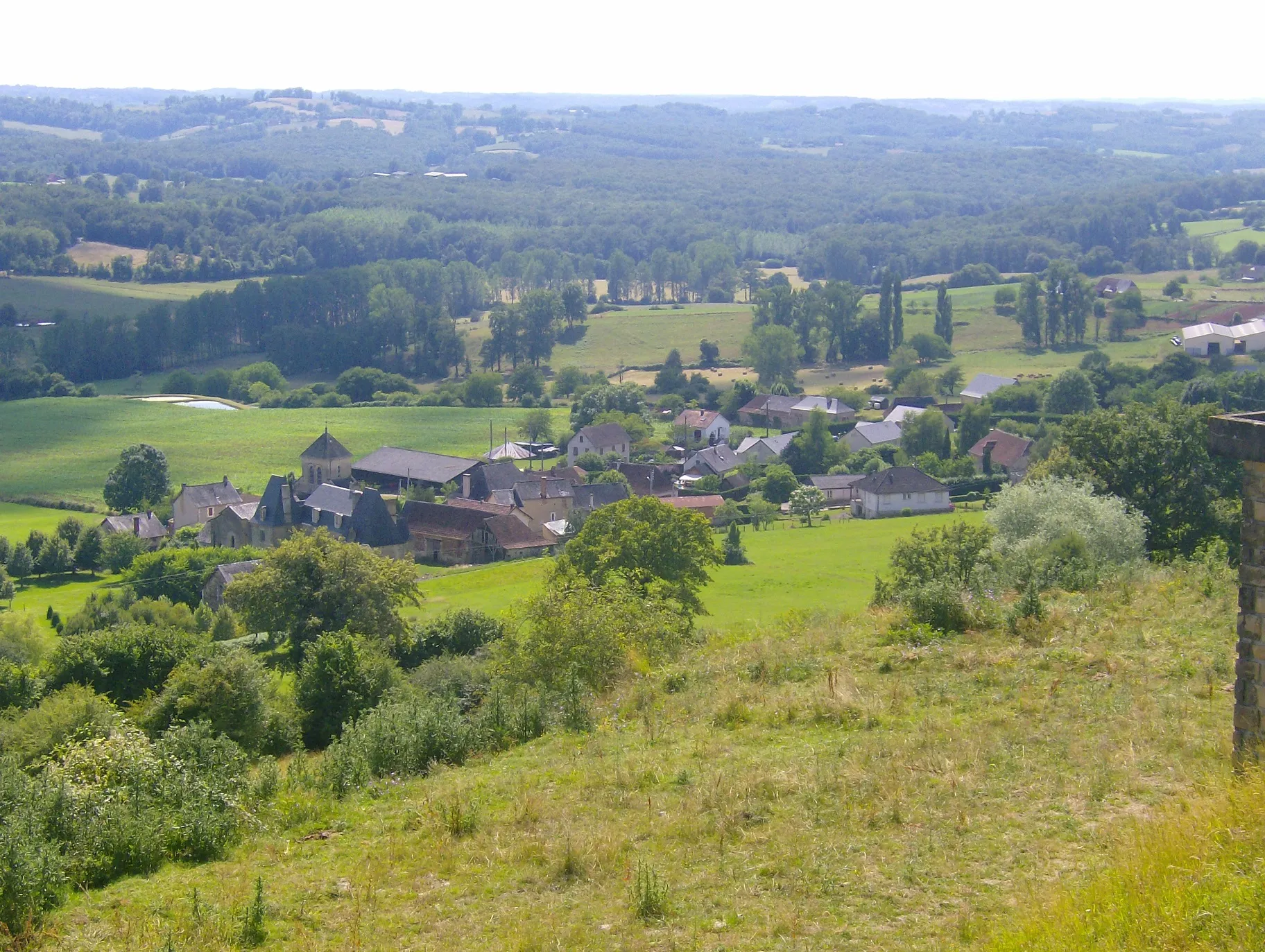 Photo showing: Bourg de Segonzac vu du puy de Segonzac