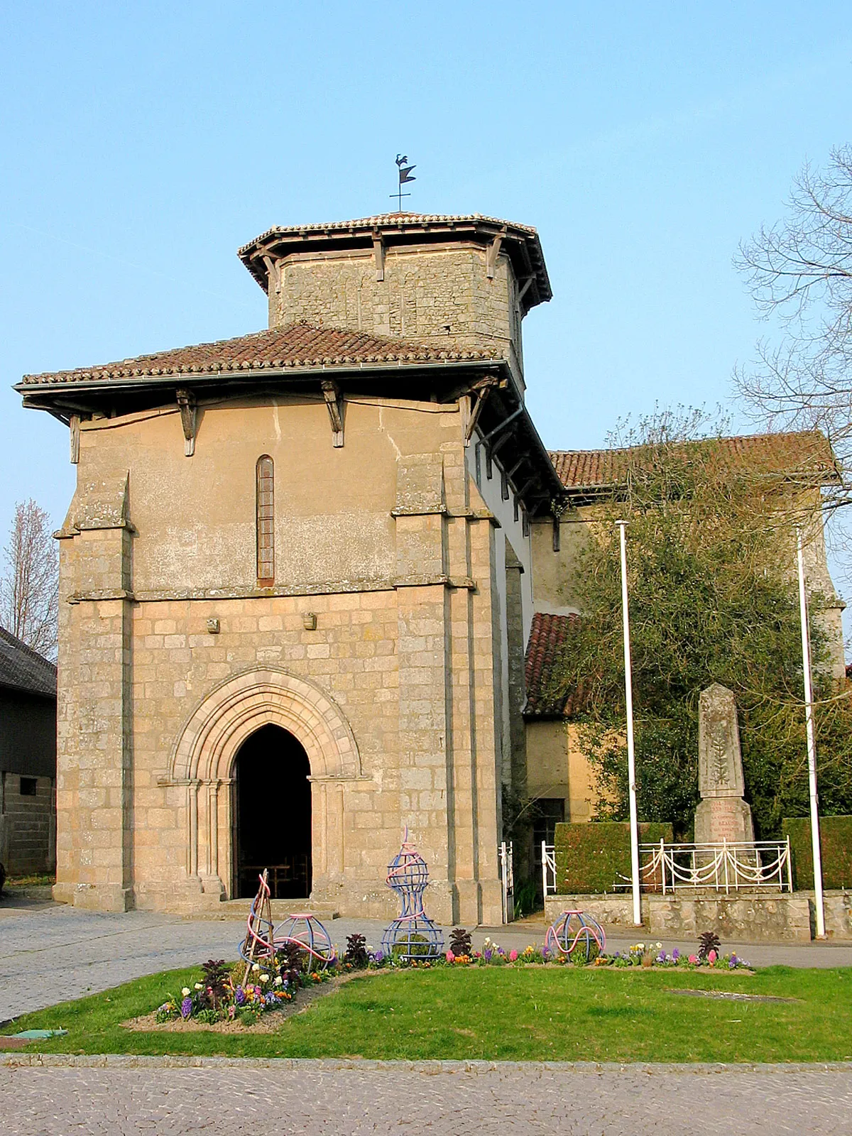 Photo showing: Église Saint-Christophe de Beaune-les-Mines, Beaune-les-Mines (Inscrit, 1926)