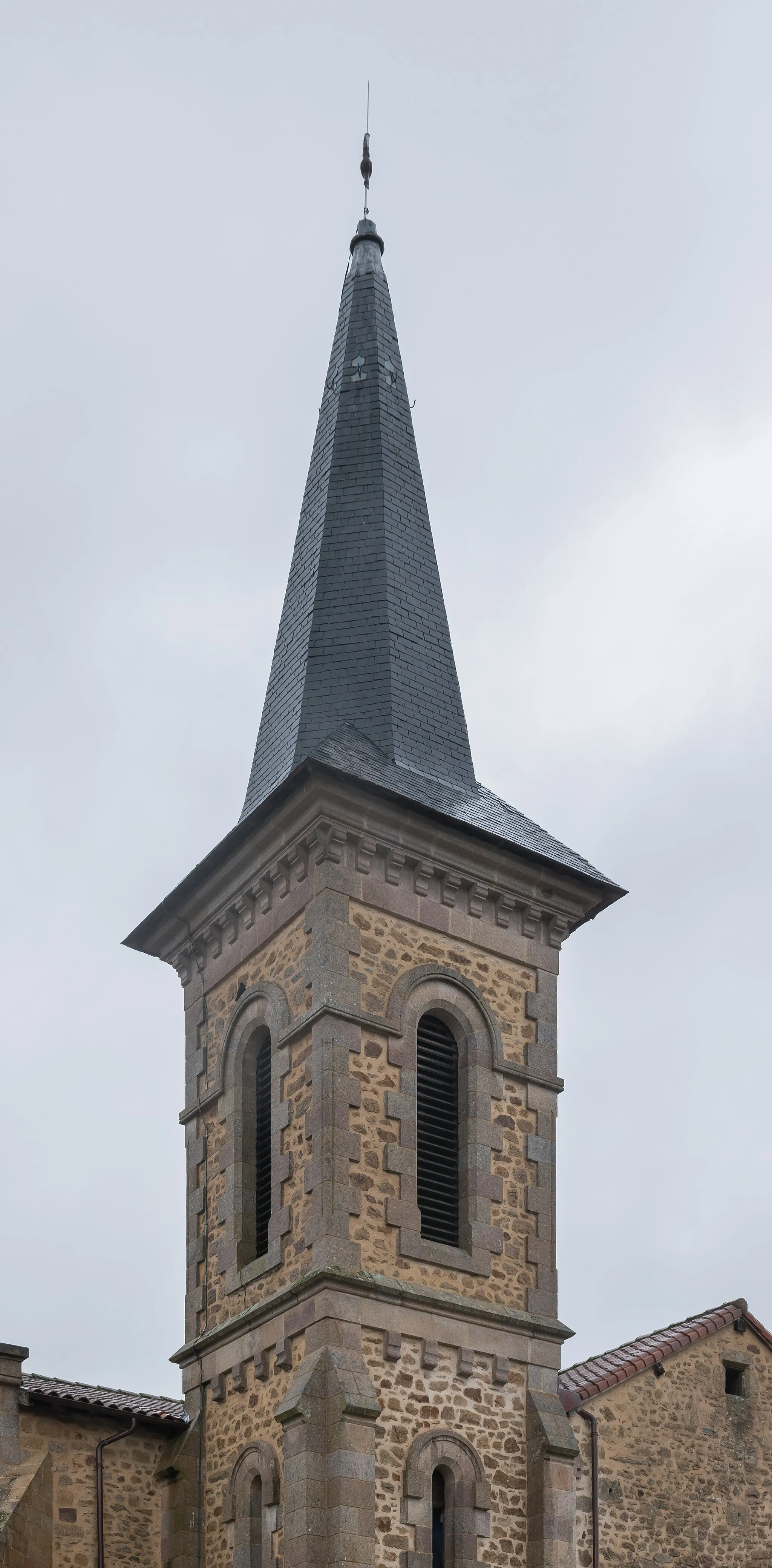 Photo showing: Bell tower of the Saint Gaudentius of Brescia church in Saint-Jouvent, Haute-Vienne, France
