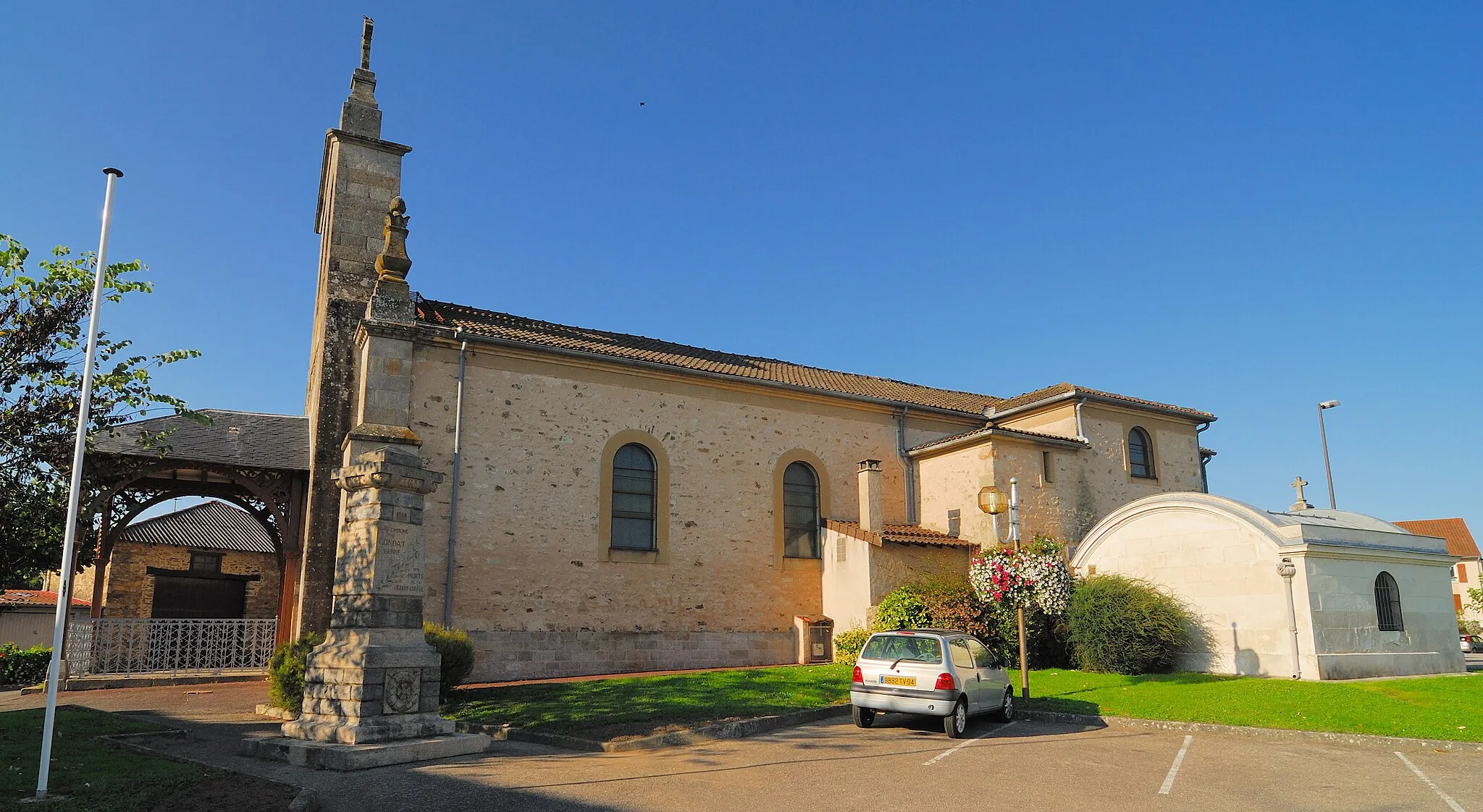 Photo showing: Eglise de Condat