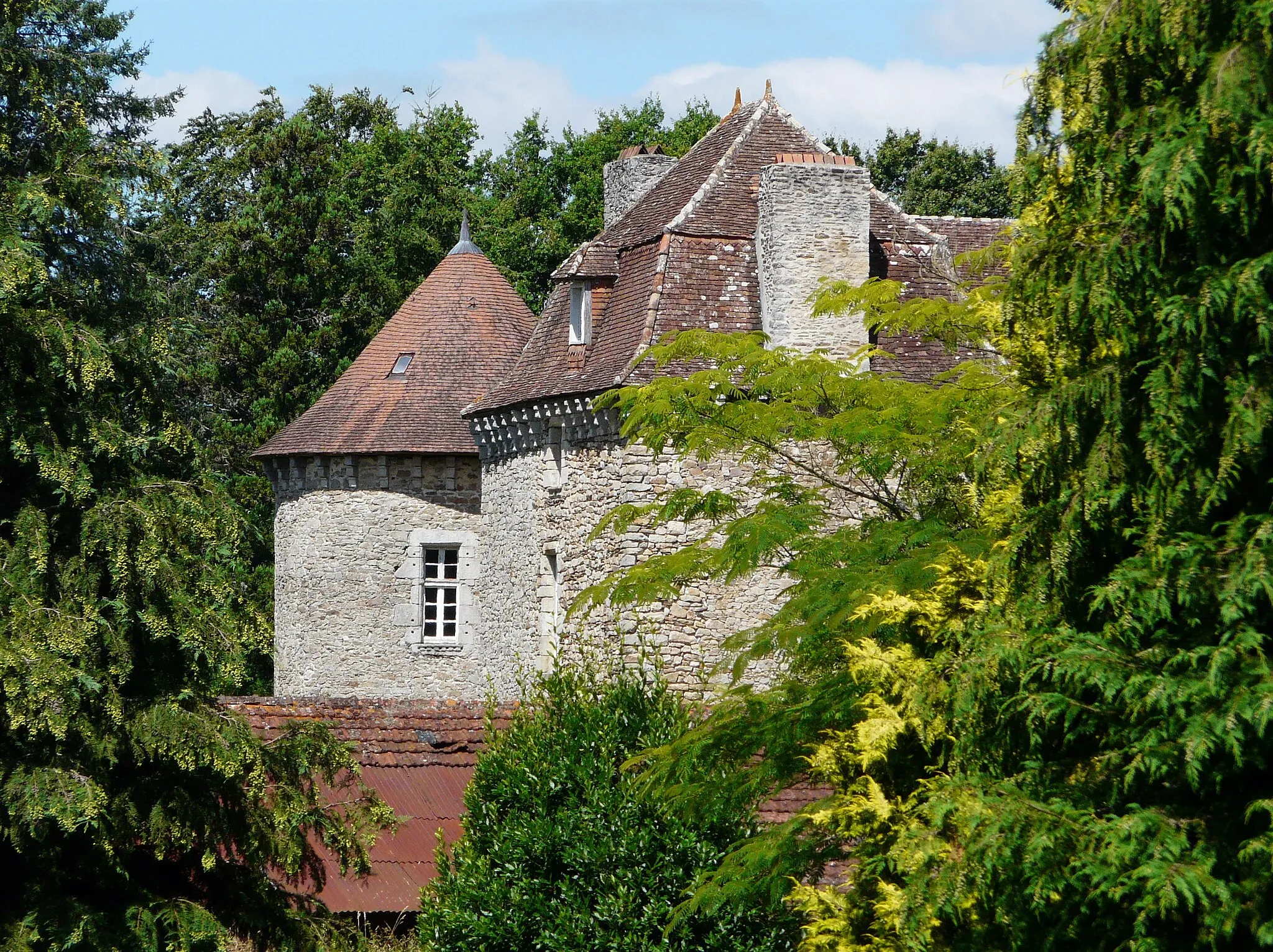 Photo showing: Le château de Douillac, Haute-Vienne, France.
