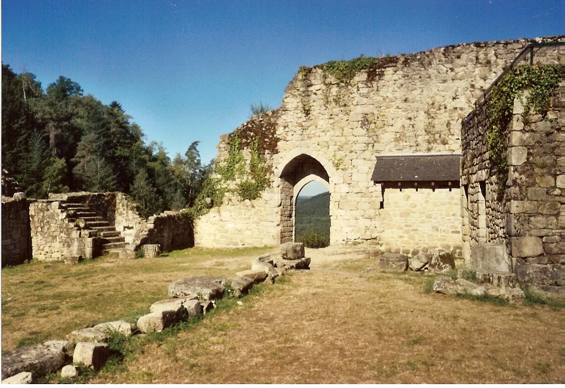 Photo showing: Détail des ruines