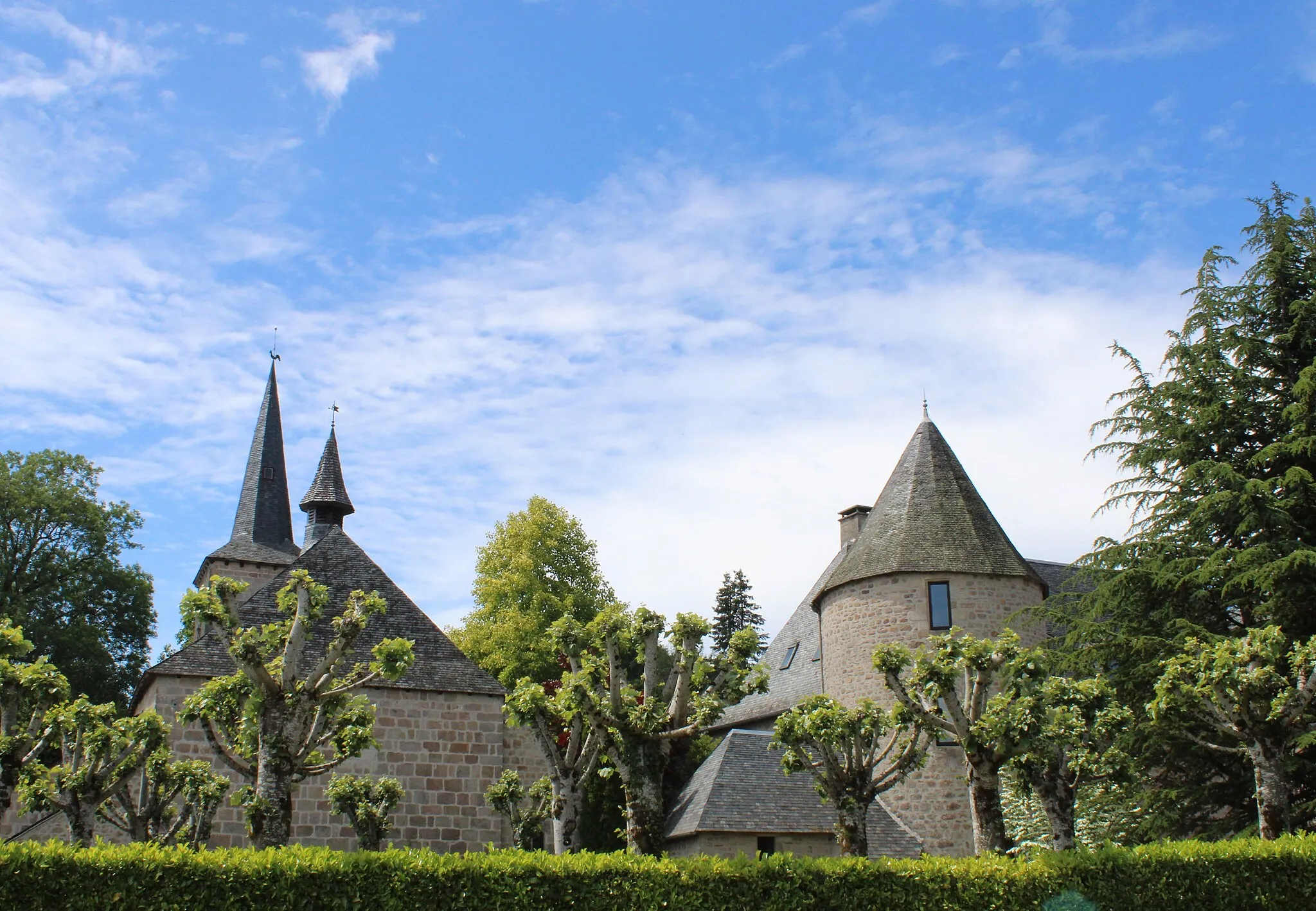 Photo showing: L'église et le château