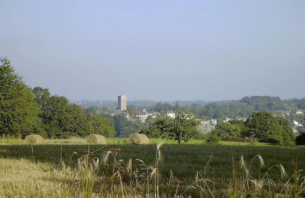 Photo showing: Chateau Chervix 554855