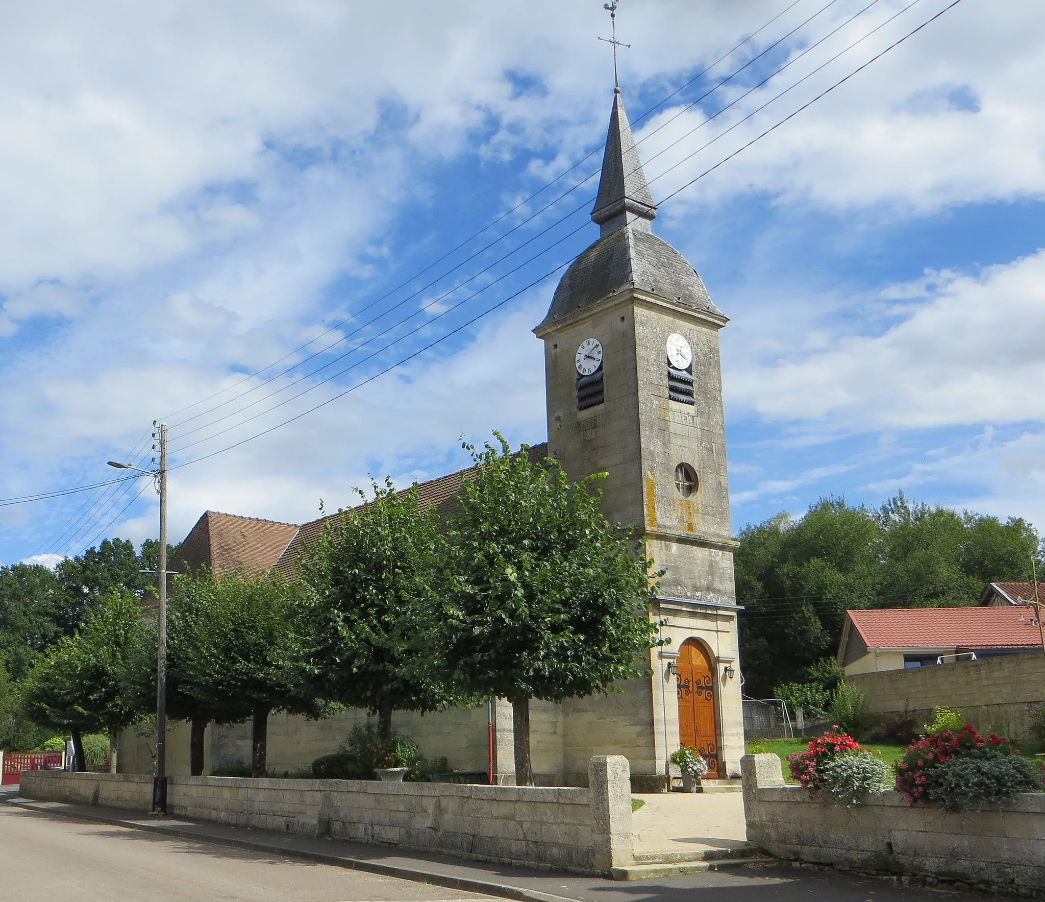 Photo showing: Vue générale de l'église