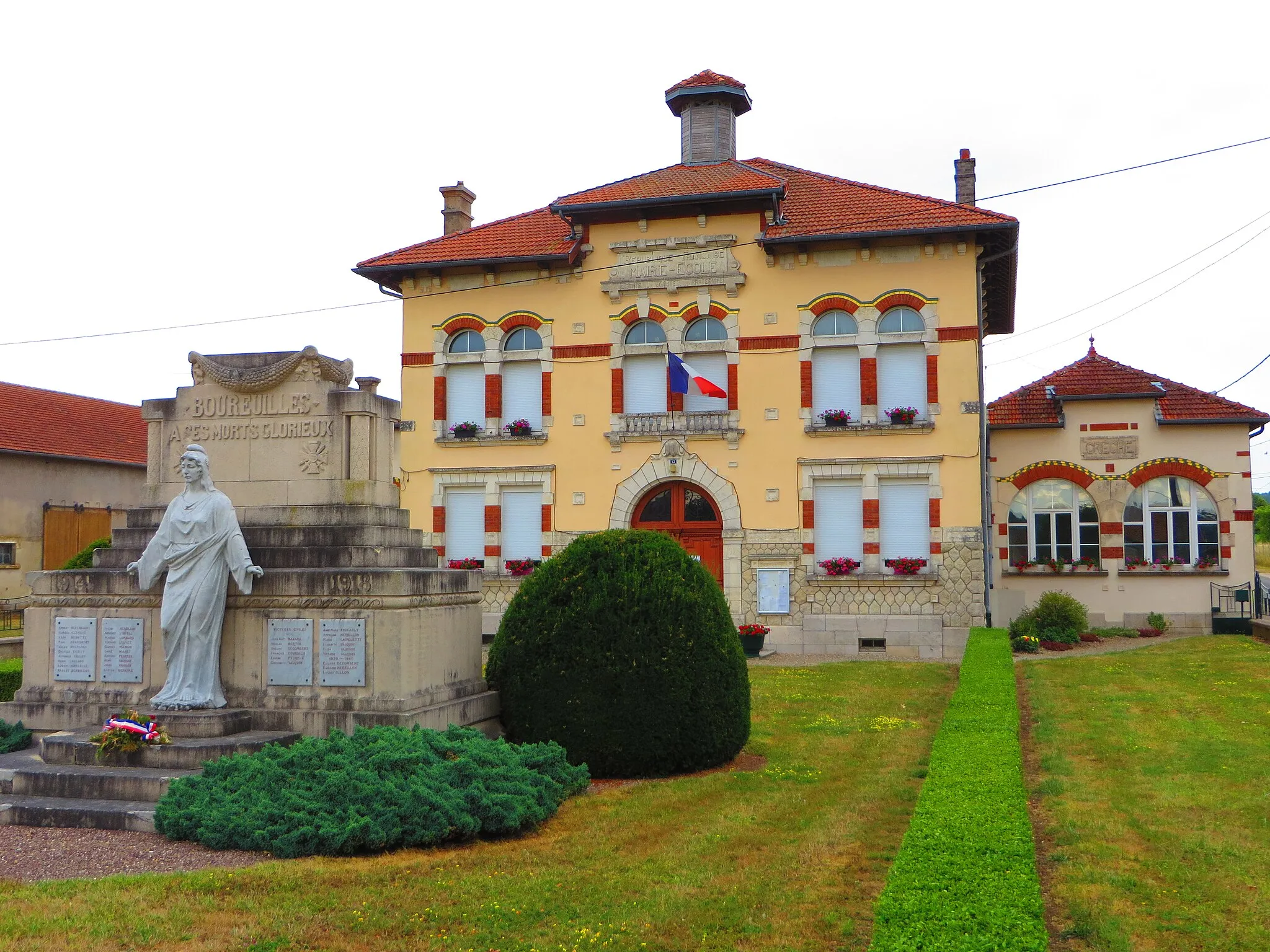 Photo showing: Boureuilles la mairie