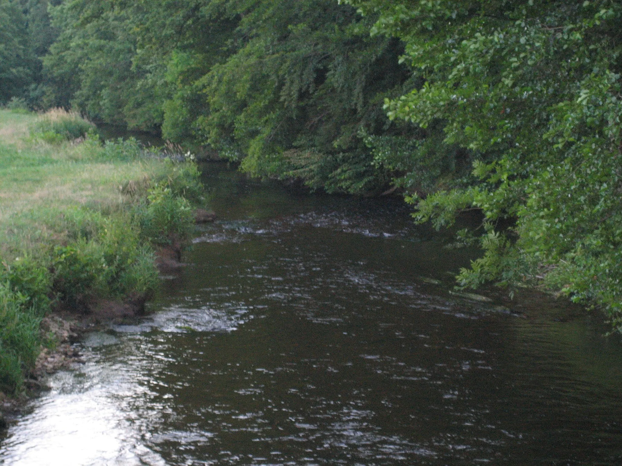 Photo showing: view of the Vologne river (Deycimont, France)

2006/07
by Raphaël Tassin (raphdvoj)