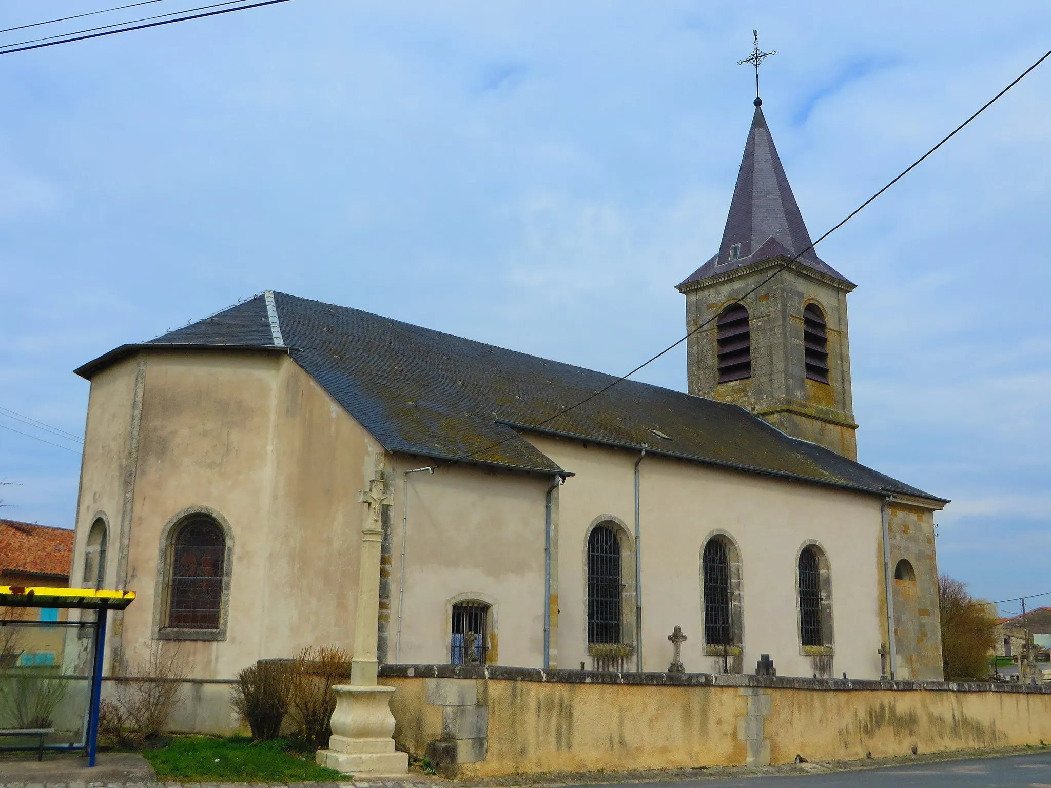 Photo showing: Naives-en-Blois L'église Saint-Martin