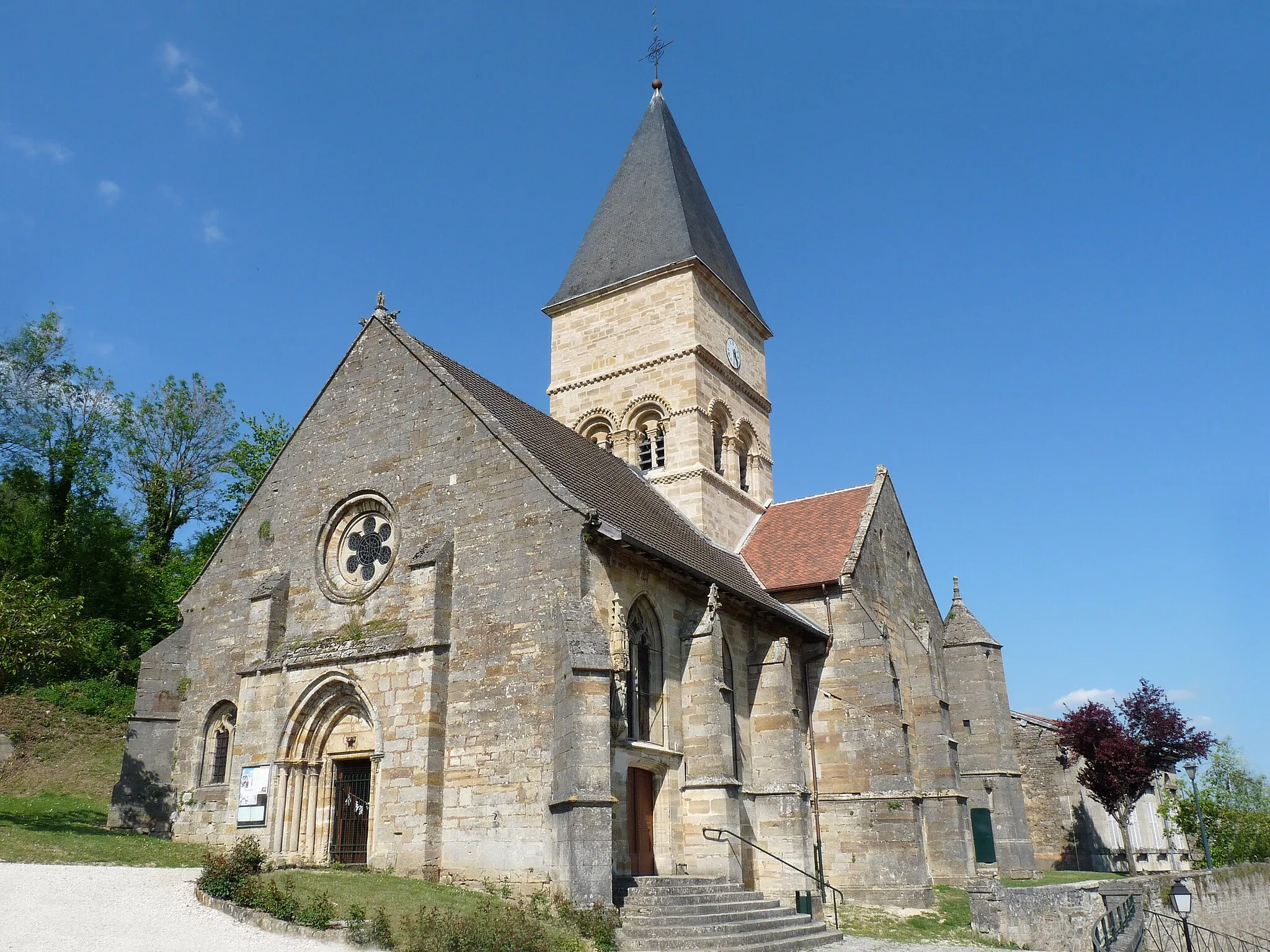 Photo showing: Eglise Saint-Menge de Trémont-sur-Saulx (Meuse).