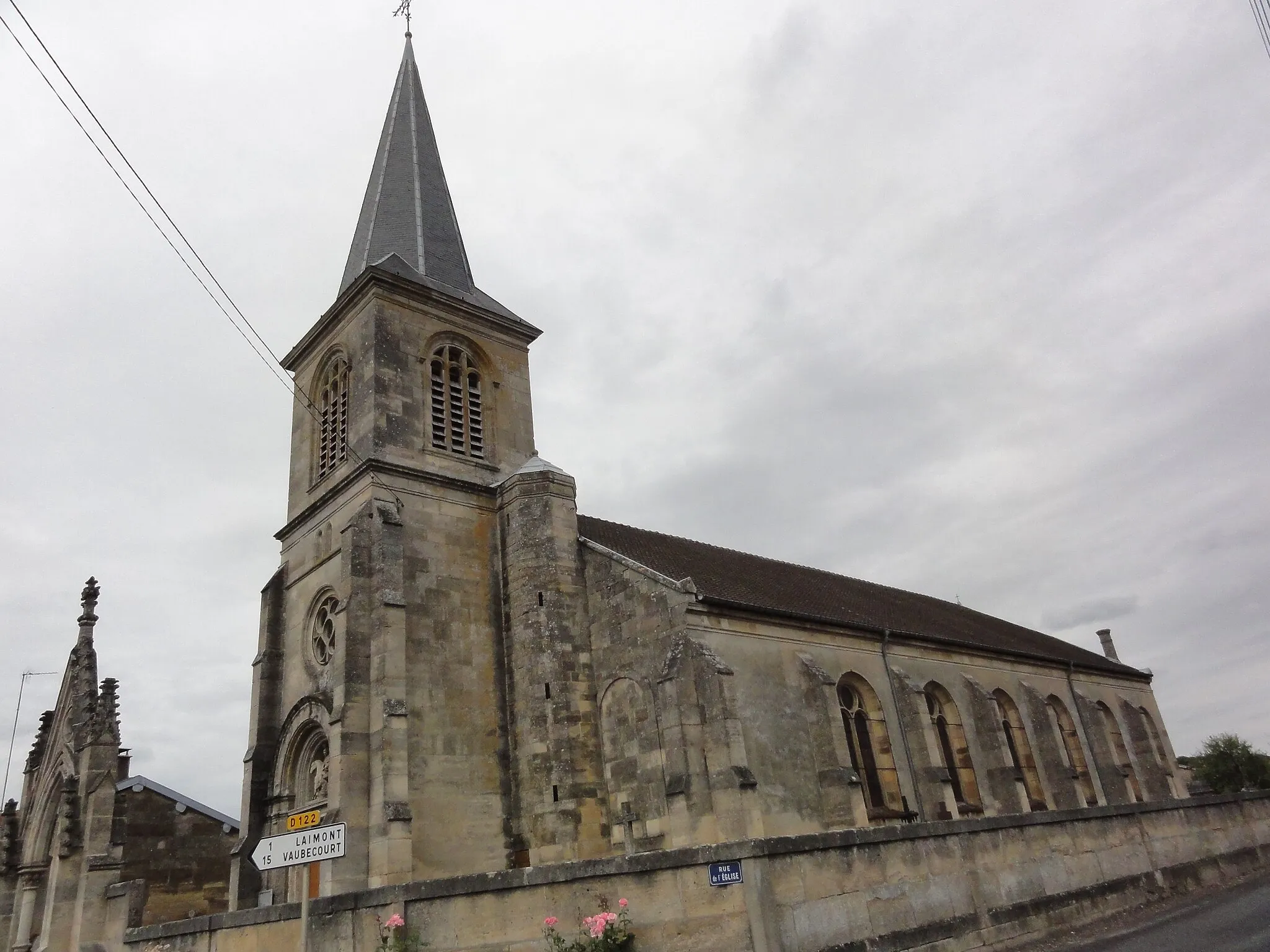 Photo showing: Neuville-sur-Ornain (Meuse) église