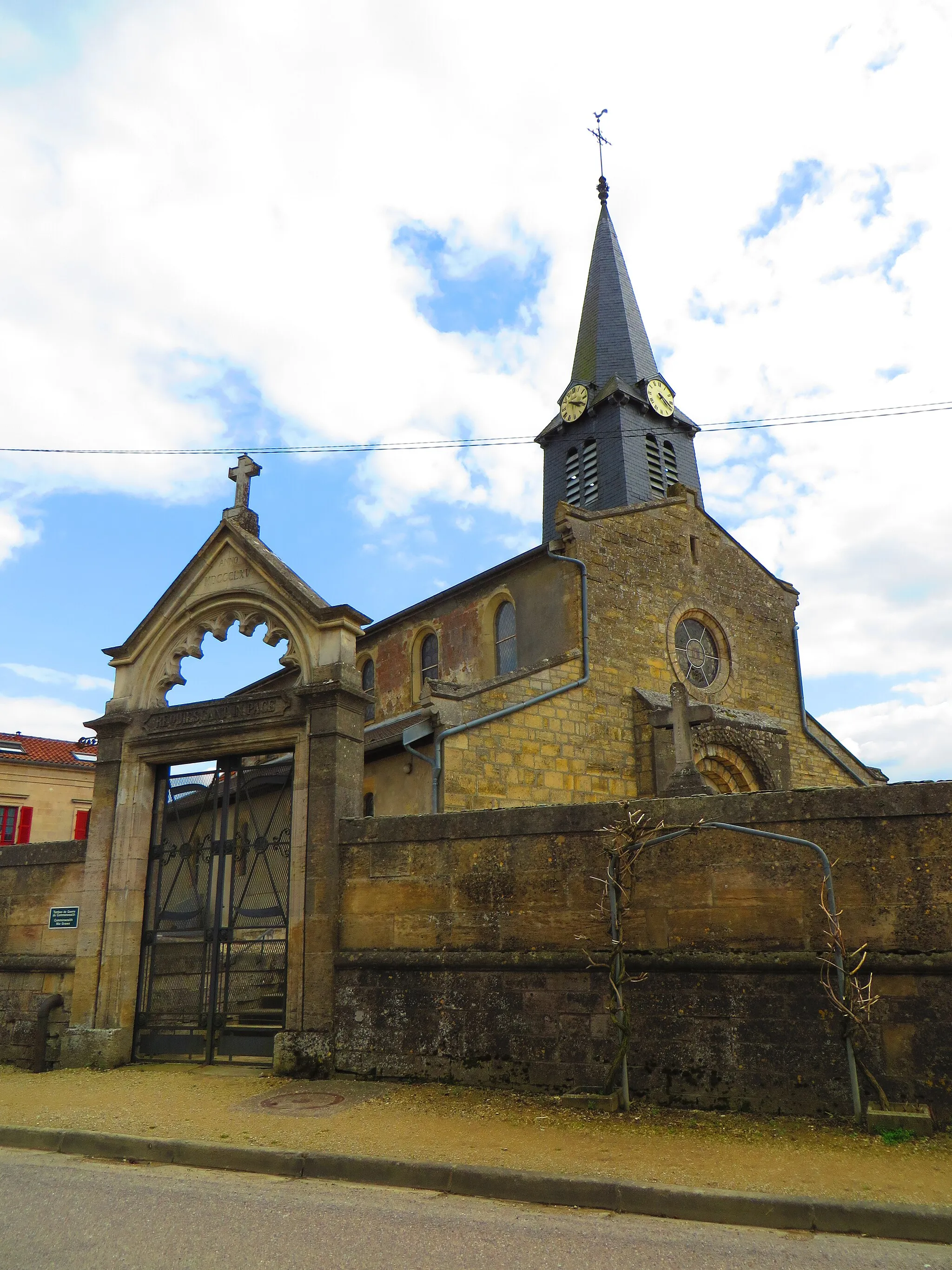 Photo showing: Brabant-le-Roi église Saint-Maurice