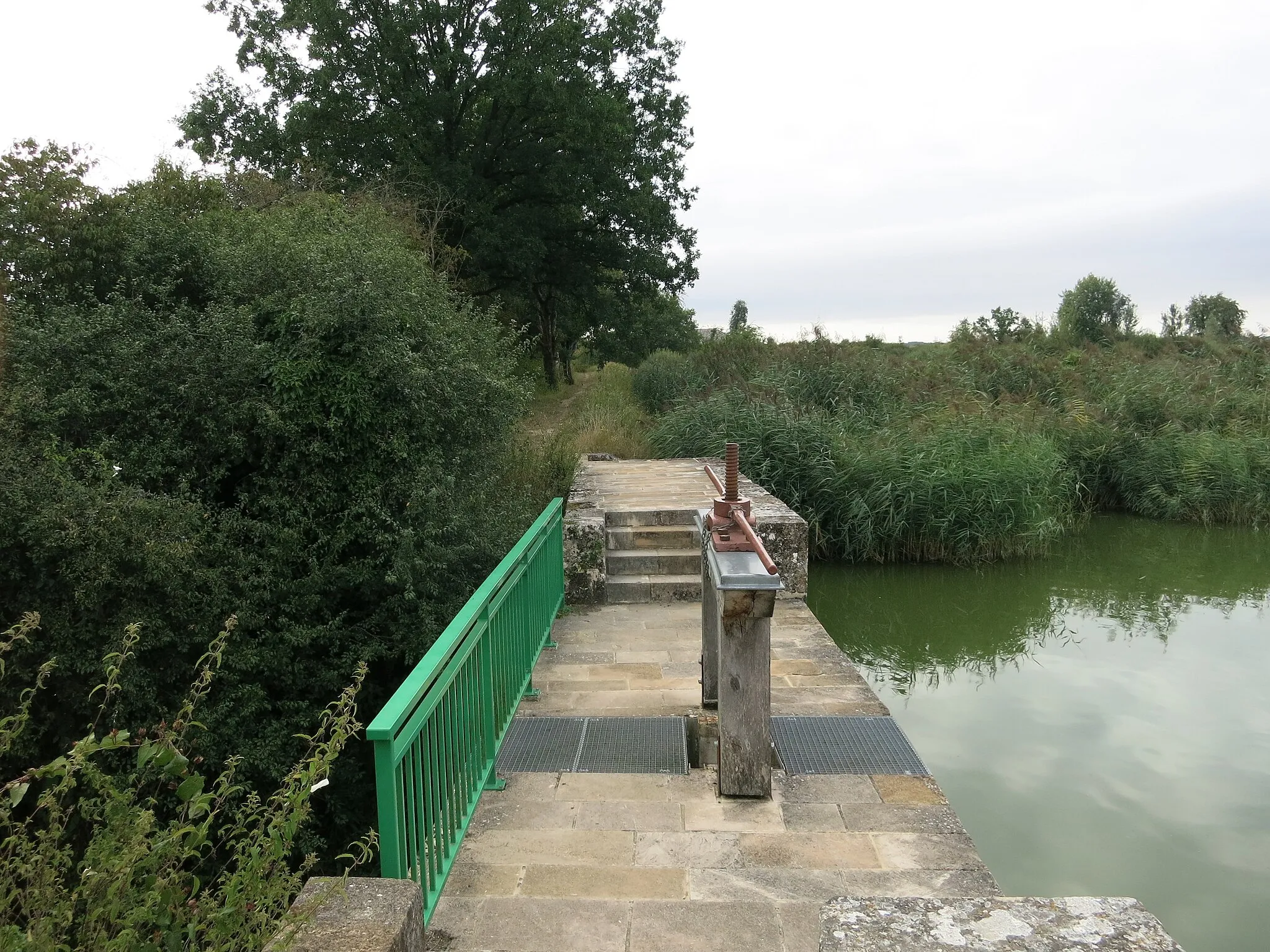 Photo showing: Sluis van de vijvers van Belval-en-Argonne