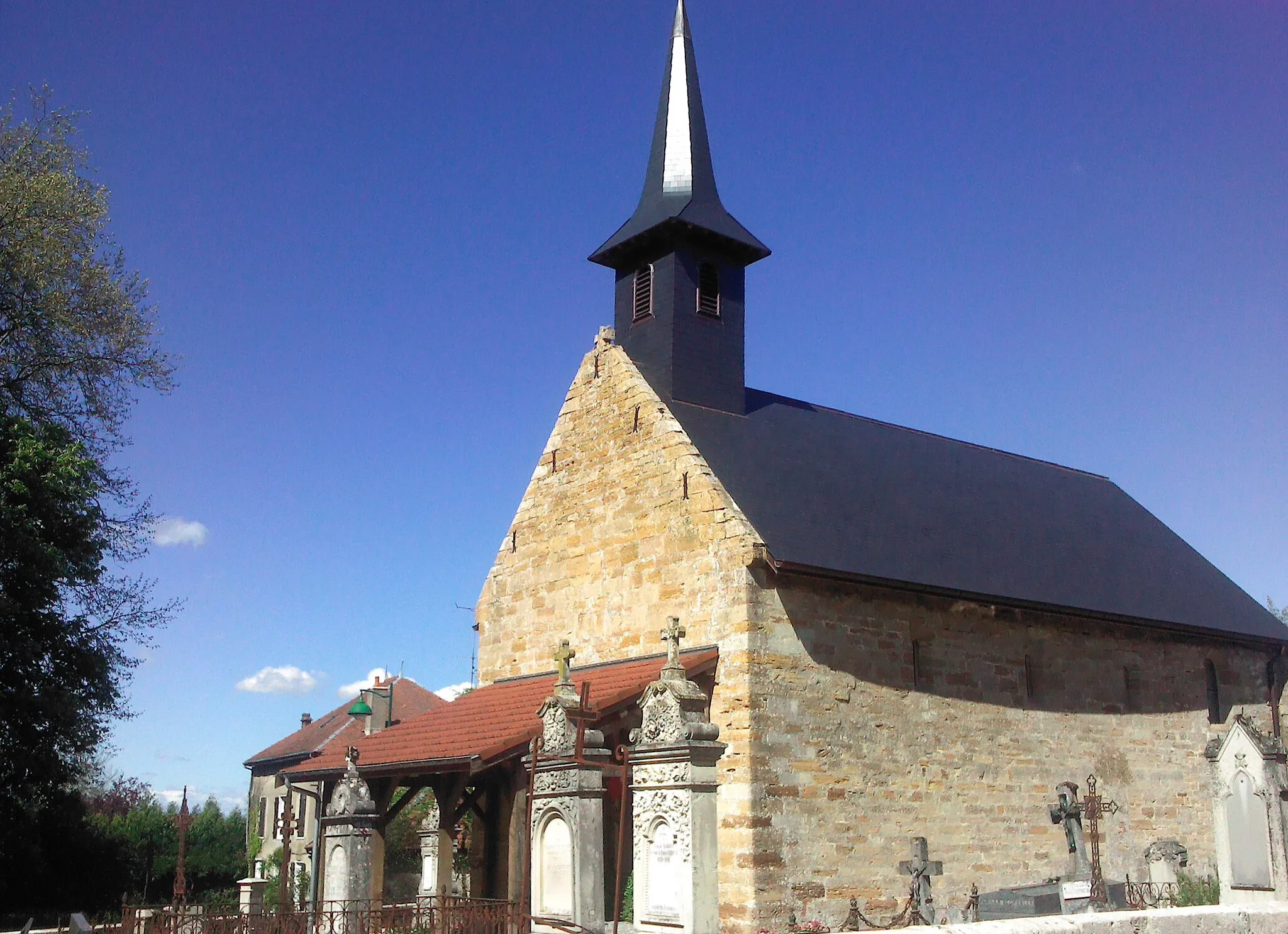 Photo showing: Haussignemont church