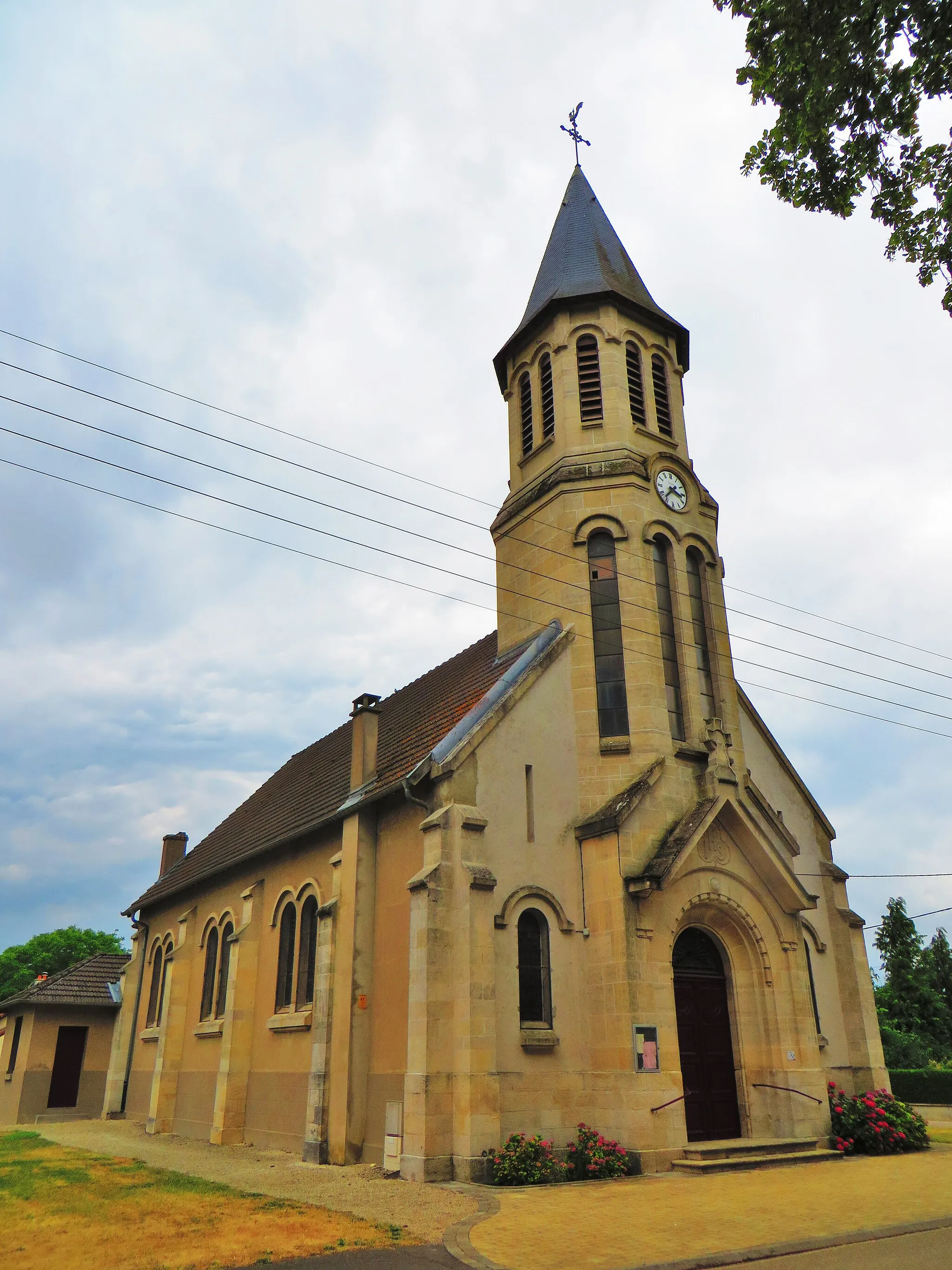 Photo showing: Bras-sur-Meuse Église Saint-Maurice