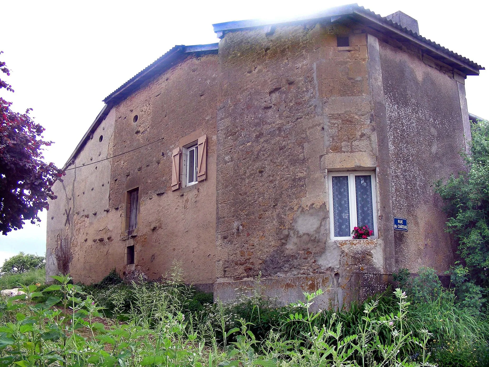 Photo showing: alte festung von beaufort-en-argonne