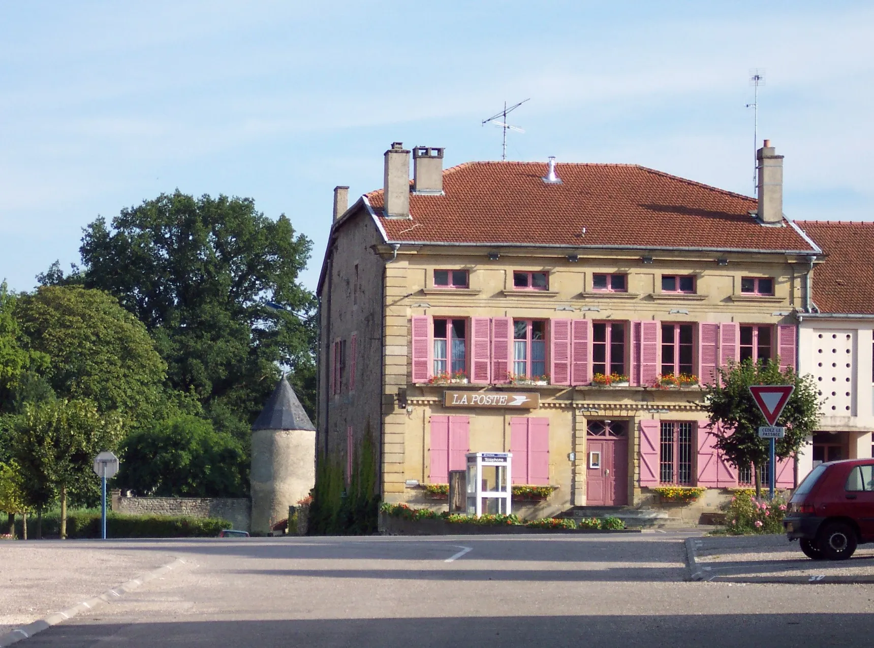 Photo showing: mairie de Laneuville-sur-Meuse