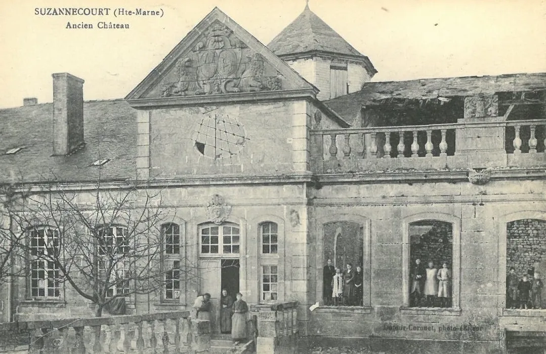 Photo showing: Les ruines du château