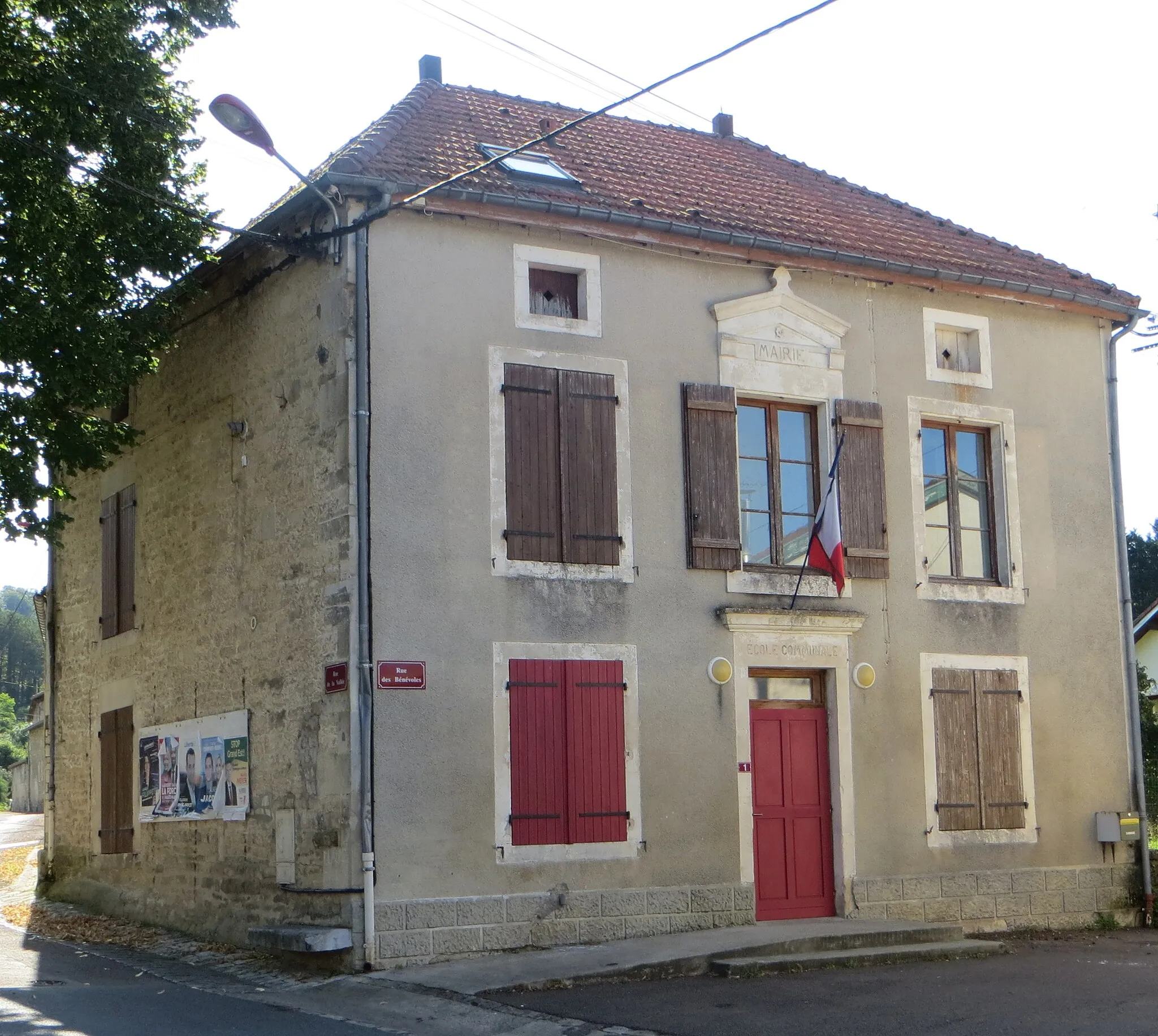 Photo showing: Mairie de la commune