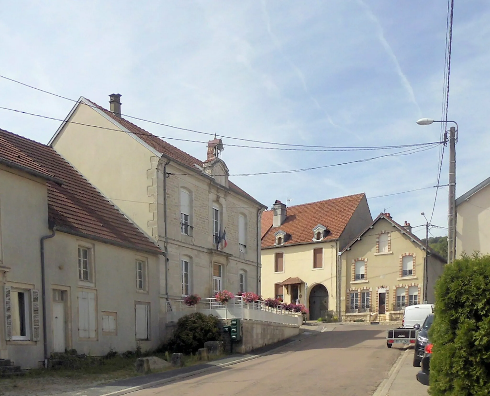 Photo showing: La mairie d'Huilliécourt