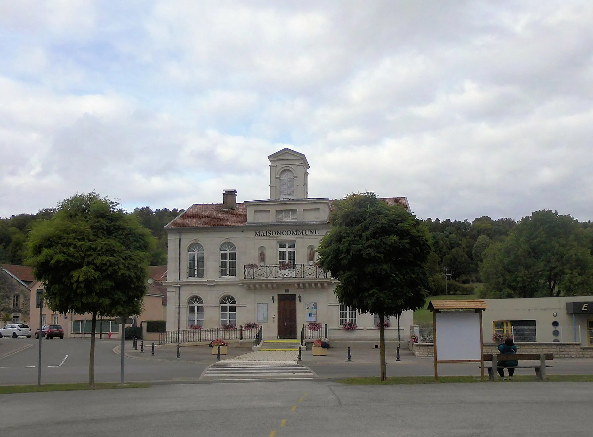 Photo showing: La Maison commune (Mairie) d'Illoud