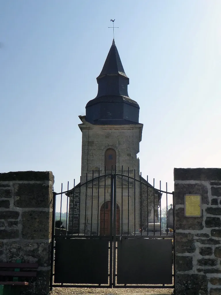 Photo showing: Église Saint-Pierre de Villers-devant-Mouzon