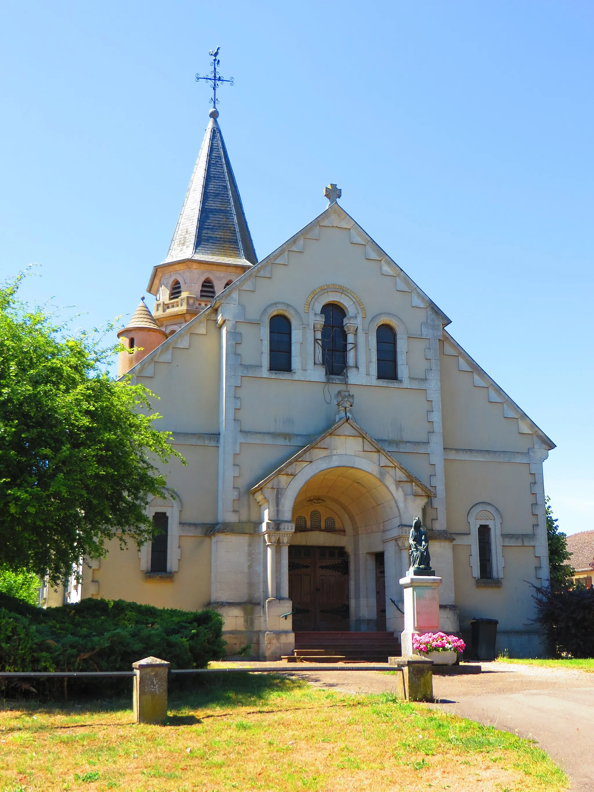 Photo showing: Herméville-en-Woëvre église Saint-Étienne