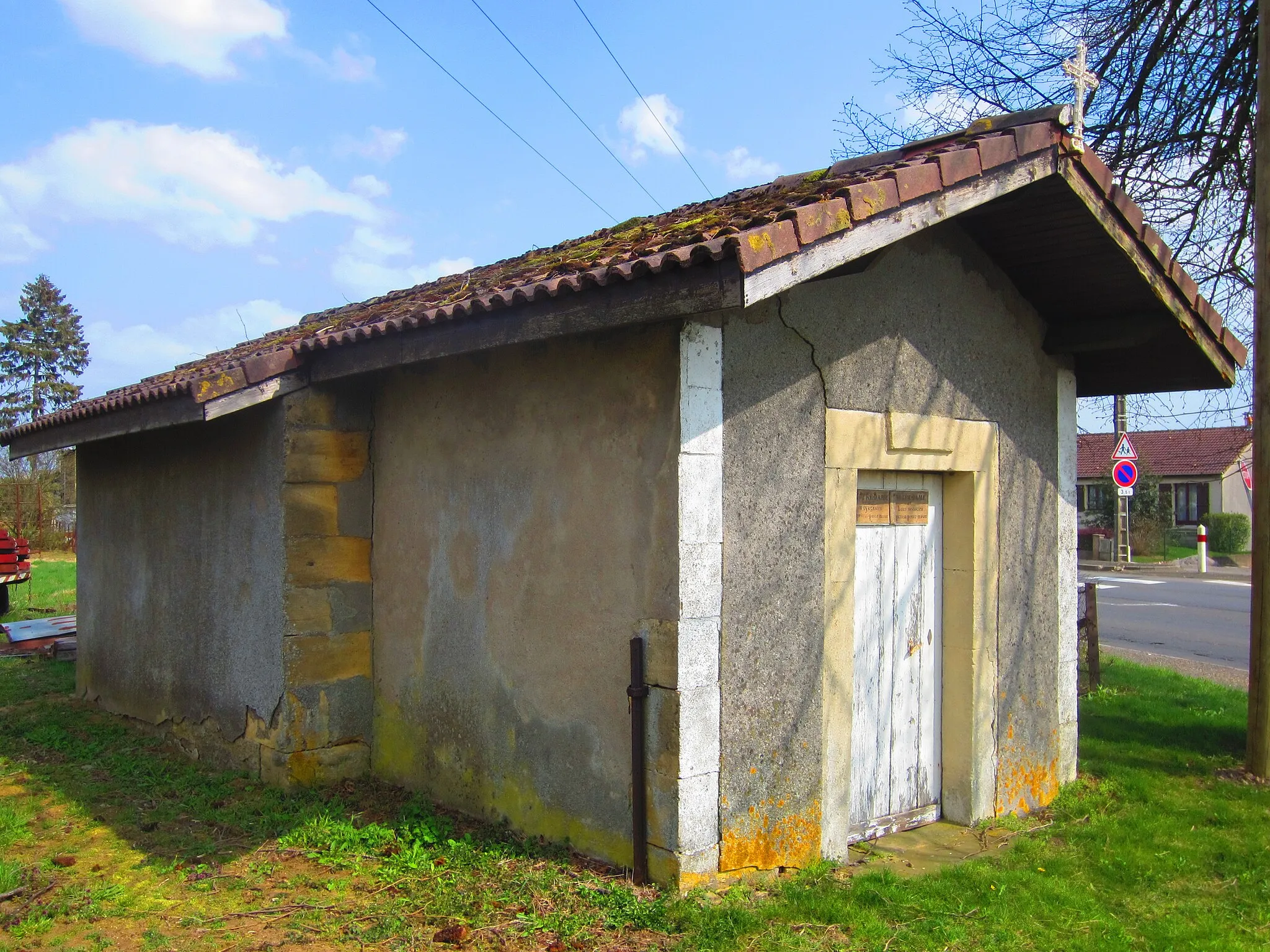 Photo showing: Villers la Chèvre chapelle