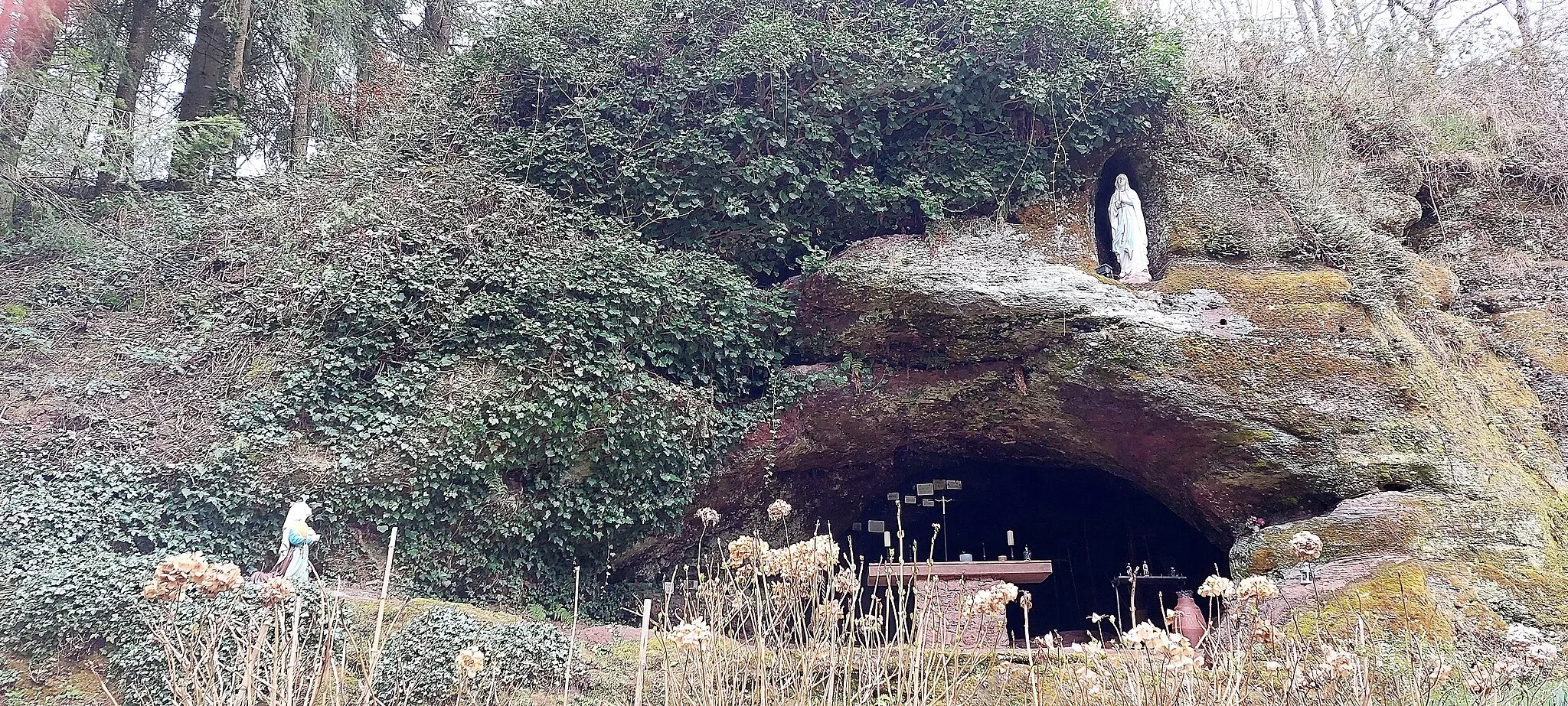 Photo showing: Grotte de Lourdes rue de la grotte à Schorbach