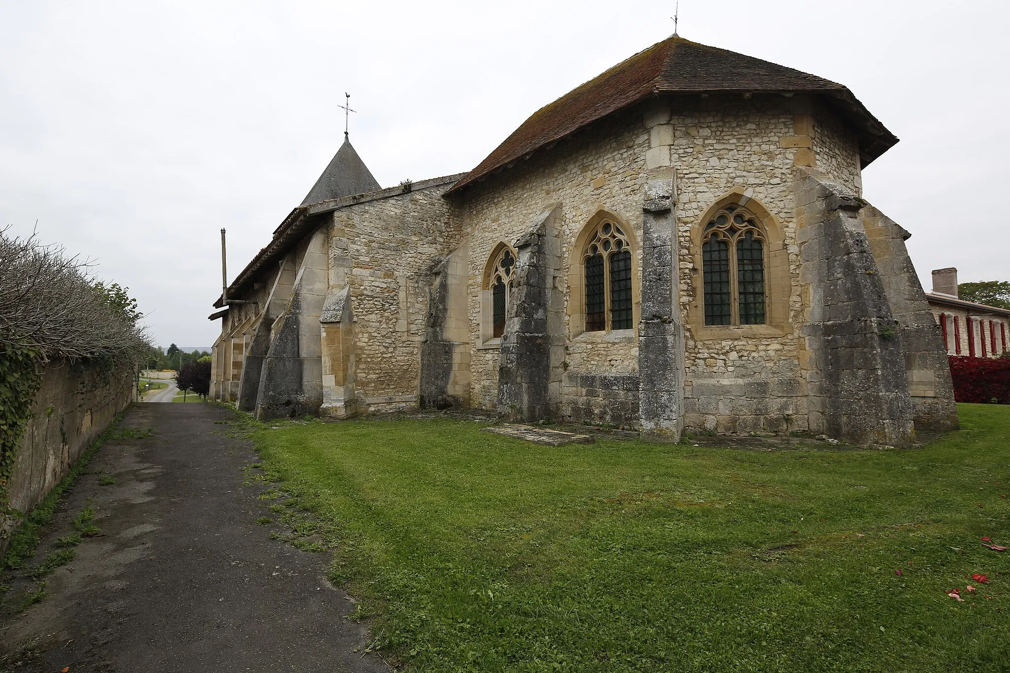 Photo showing: Église Saint-Gorgon de Woël.